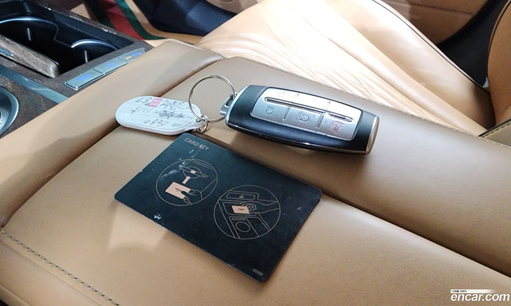 Genesis G80 2020 KMTGB41CBMU031825 — 13