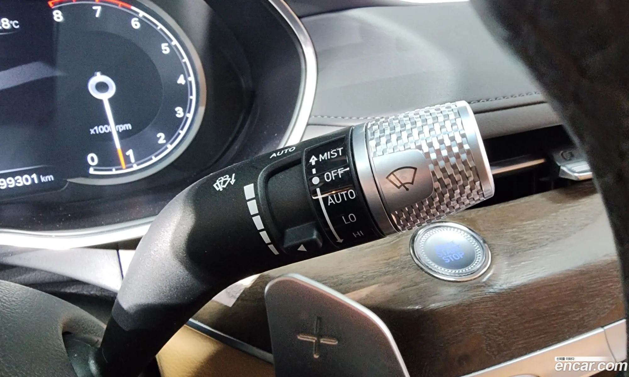 Genesis G80 2020 KMTGB41CBMU031825 — 28