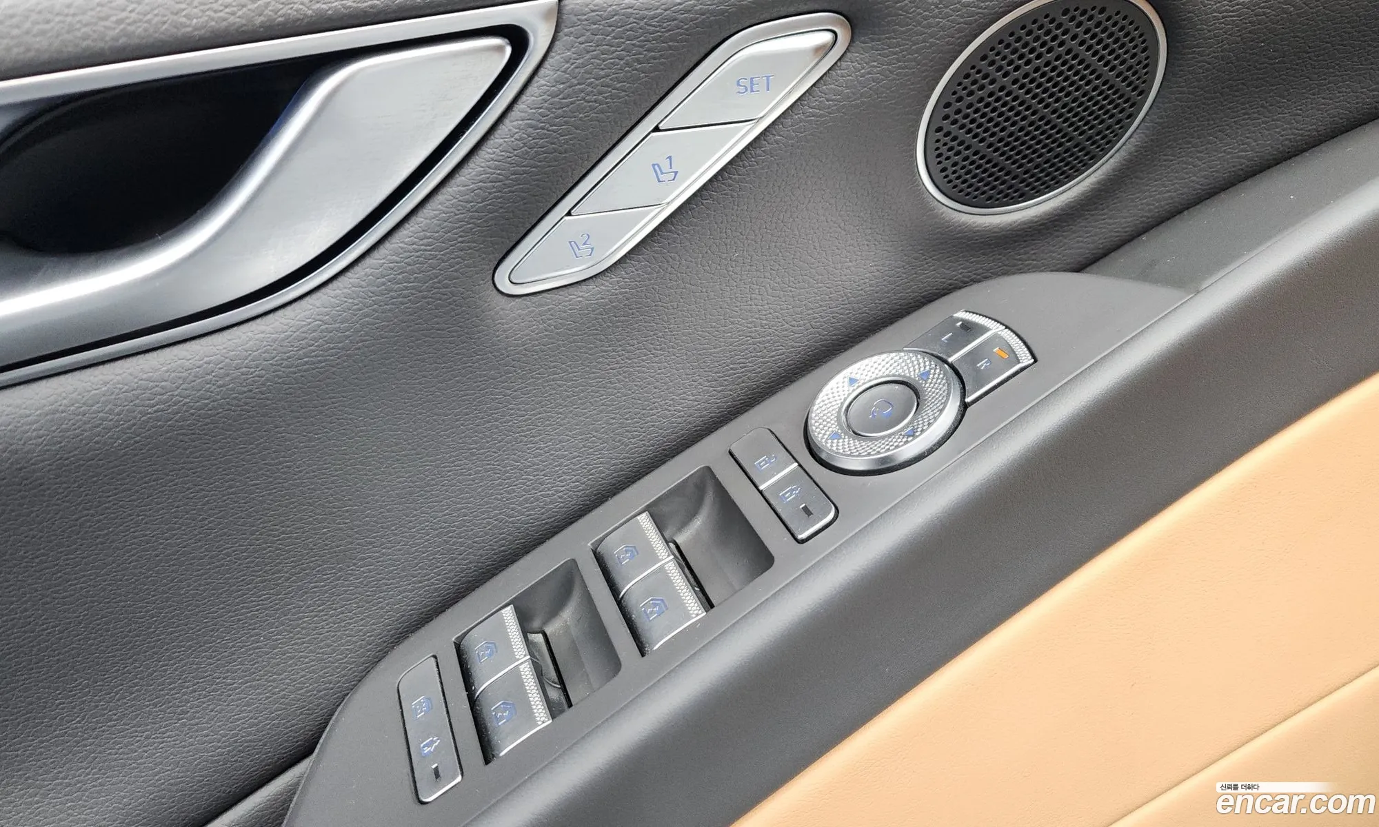 Genesis G80 2020 KMTGB41CBMU031825 — 17