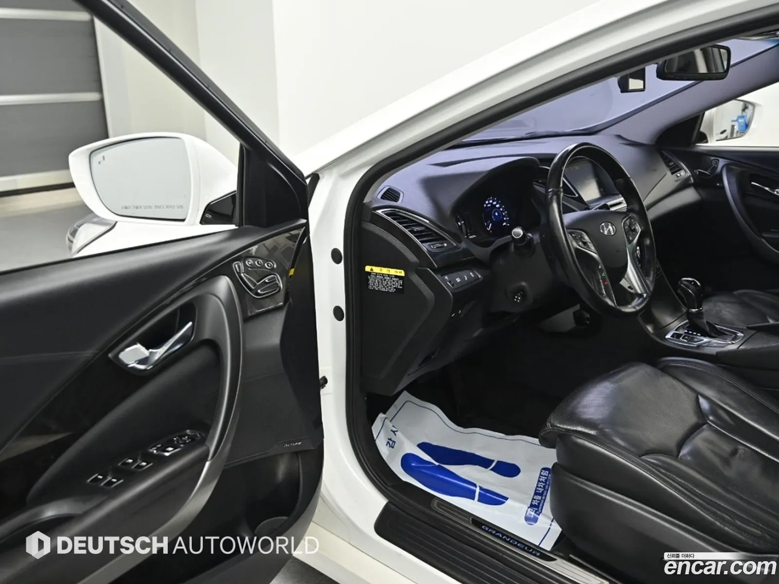 Hyundai Grandeur HG 2015 — 14