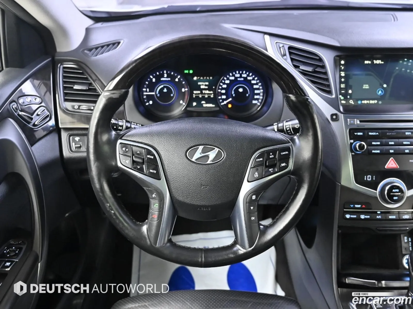 Hyundai Grandeur HG 2015 — 18