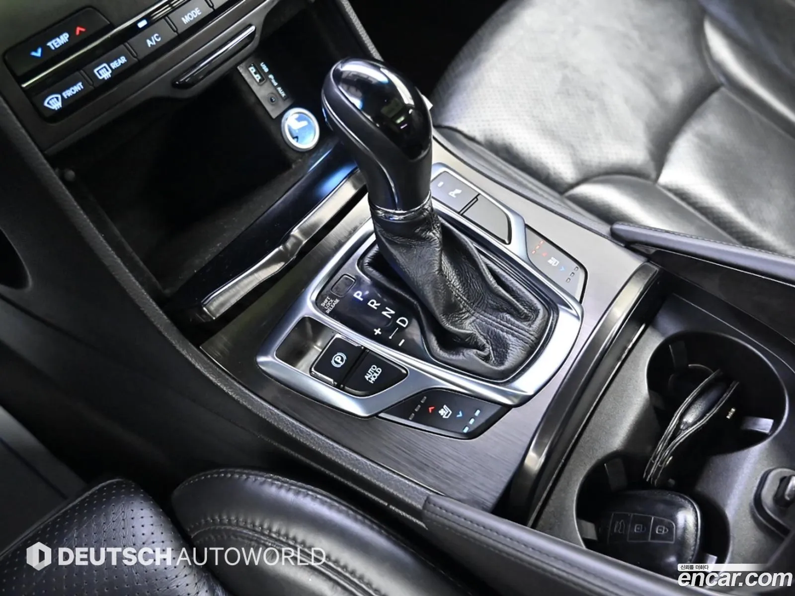 Hyundai Grandeur HG 2015 — 17