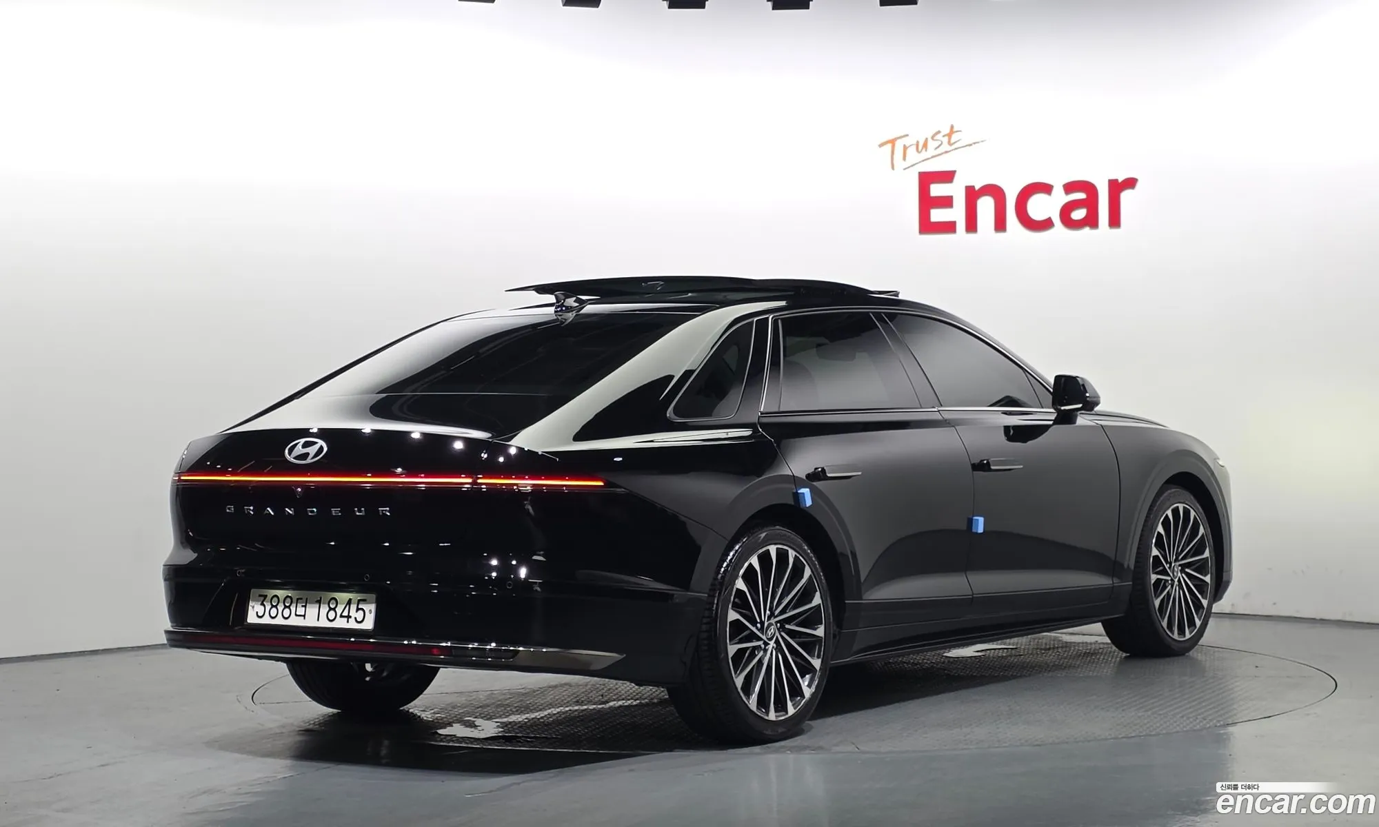 Hyundai Grandeur 2023 — 9
