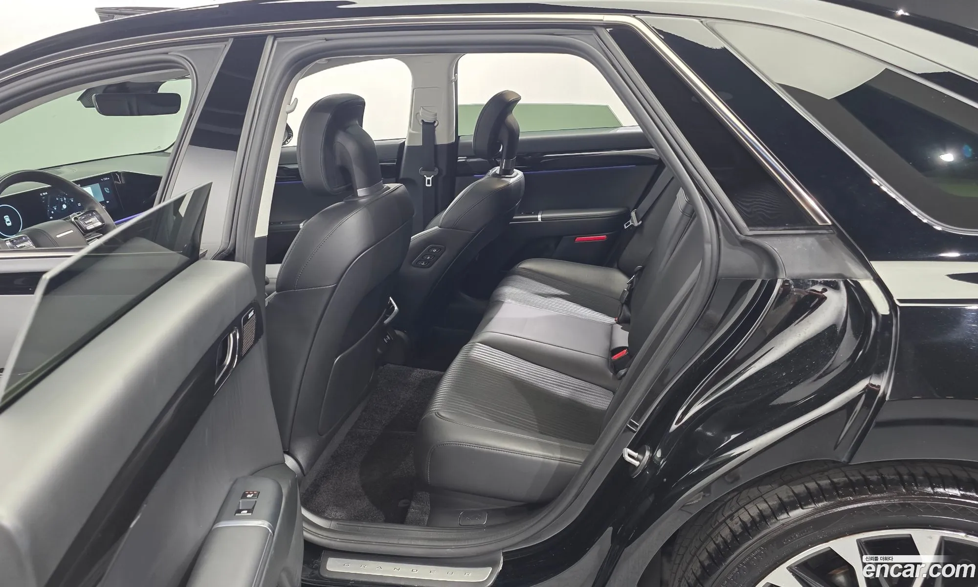 Hyundai Grandeur 2023 — 20