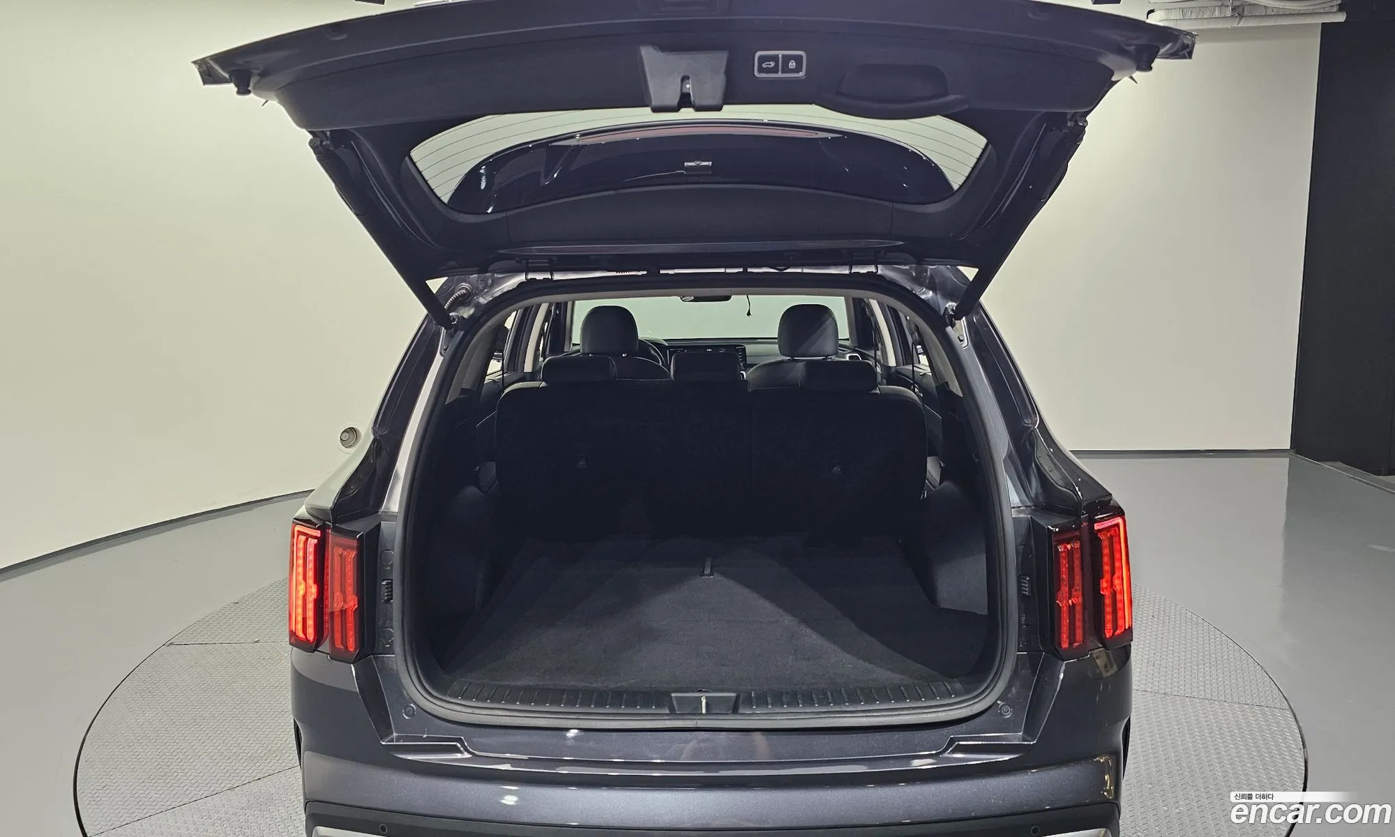 Kia Sorento 2021 KNARM81FHMA109257 — 14