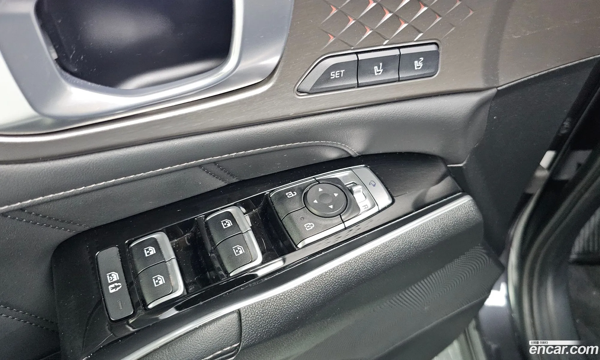 Kia Sorento 2021 KNARM81FHMA109257 — 4