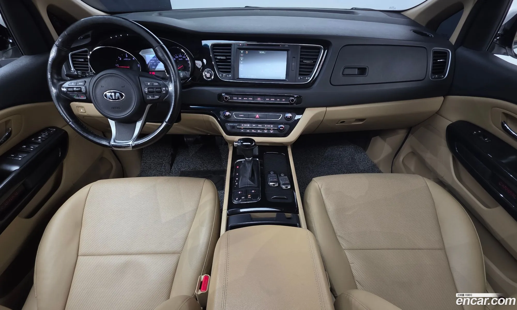 Kia Carnival 2016 — 8