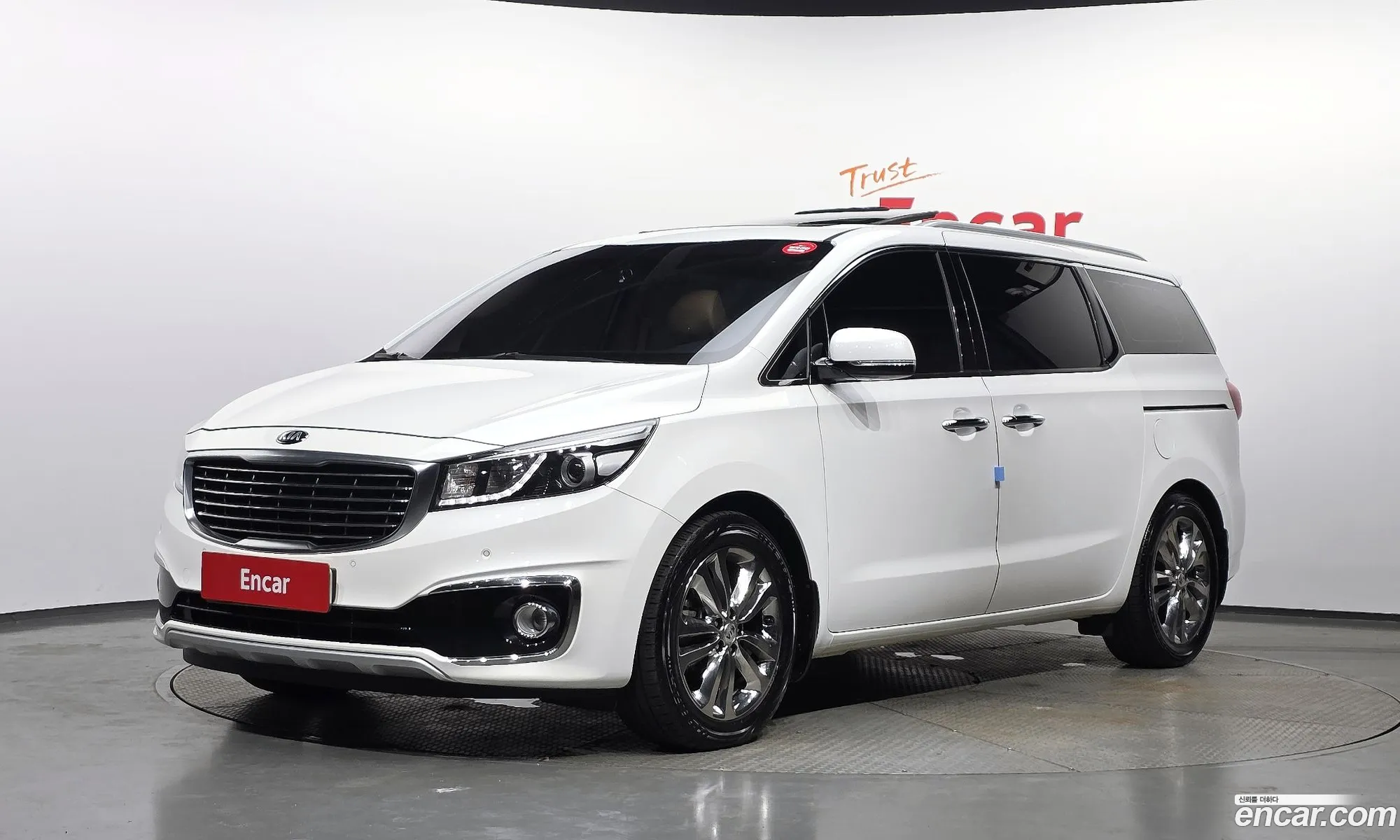 Kia Carnival 2016 — 25