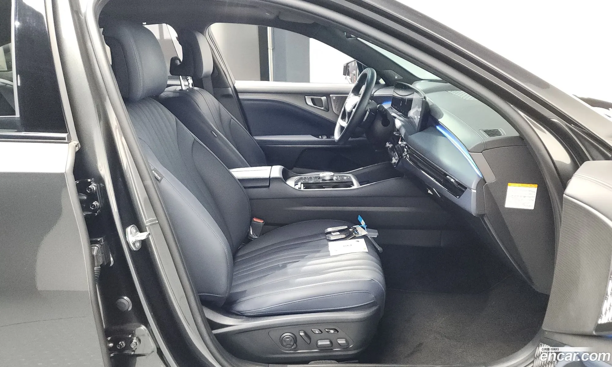 Kia K8 Hybrid 2024 — 12