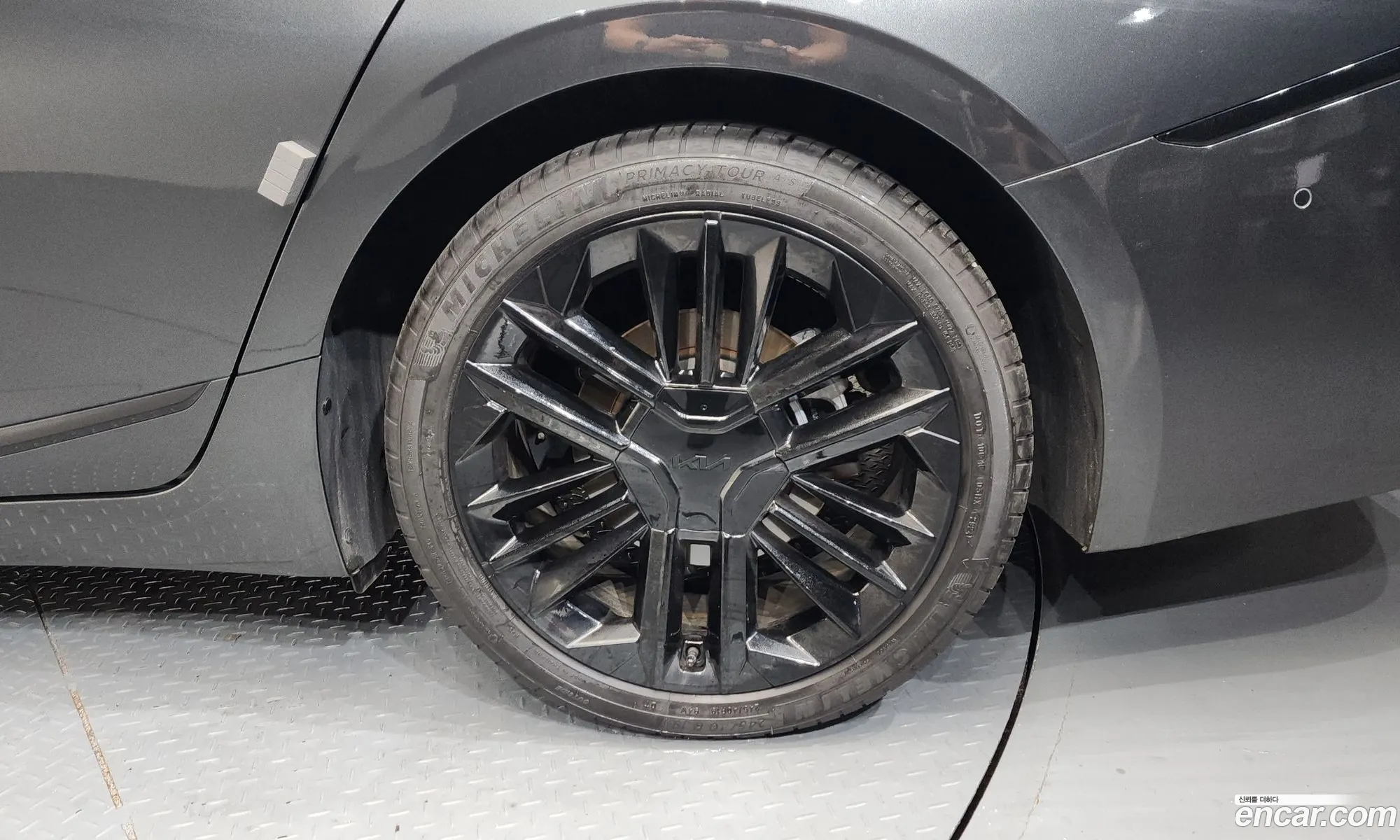 Kia K8 Hybrid 2024 — 2
