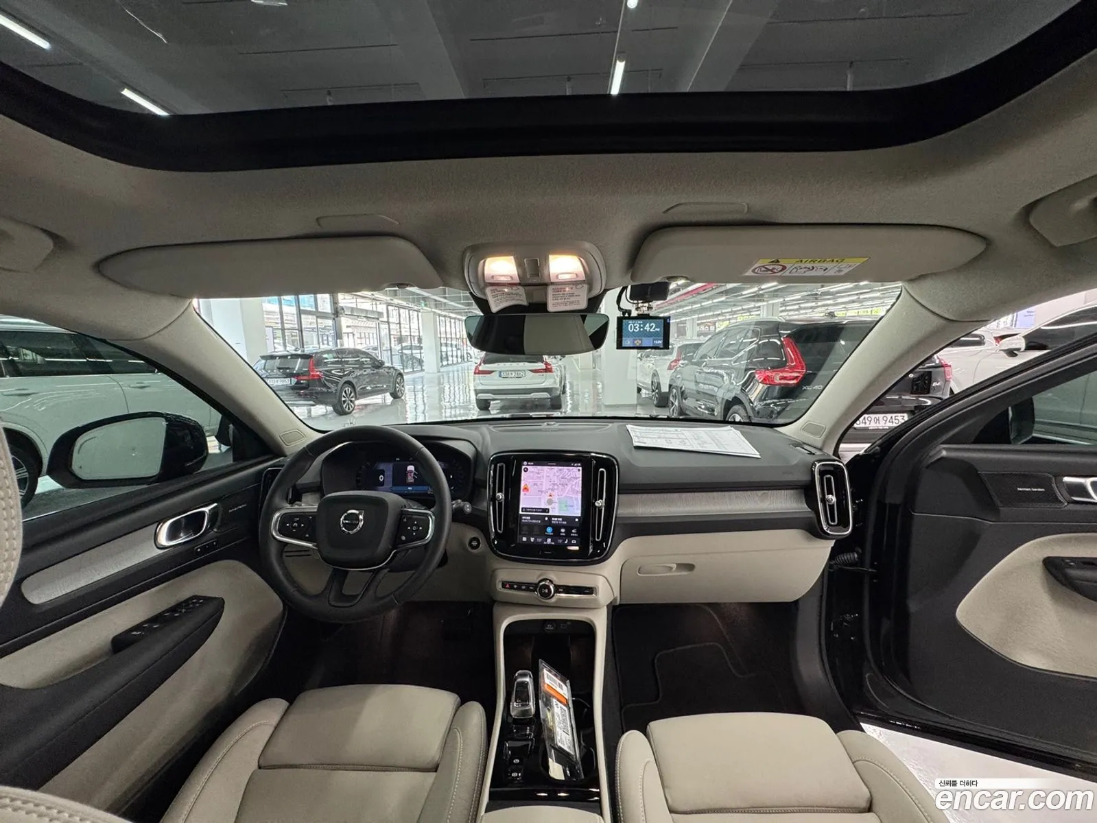 Volvo XC40 2025 — 15