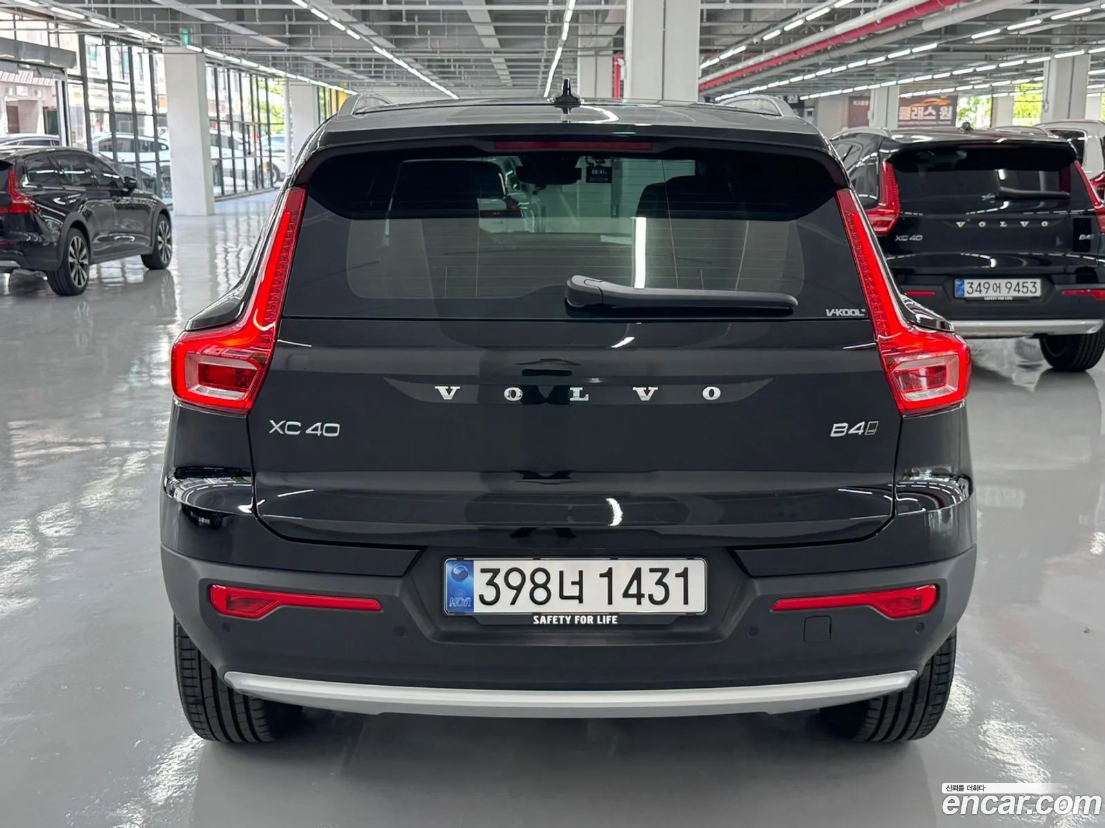 Volvo XC40 2025 — 7