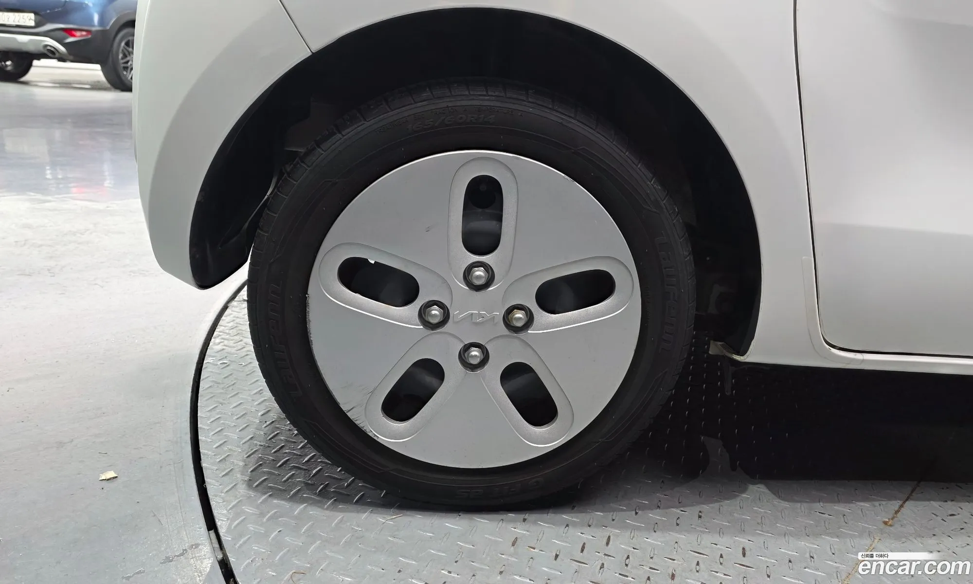 Kia Ray 2022 KNACF911BNT298763 — 8