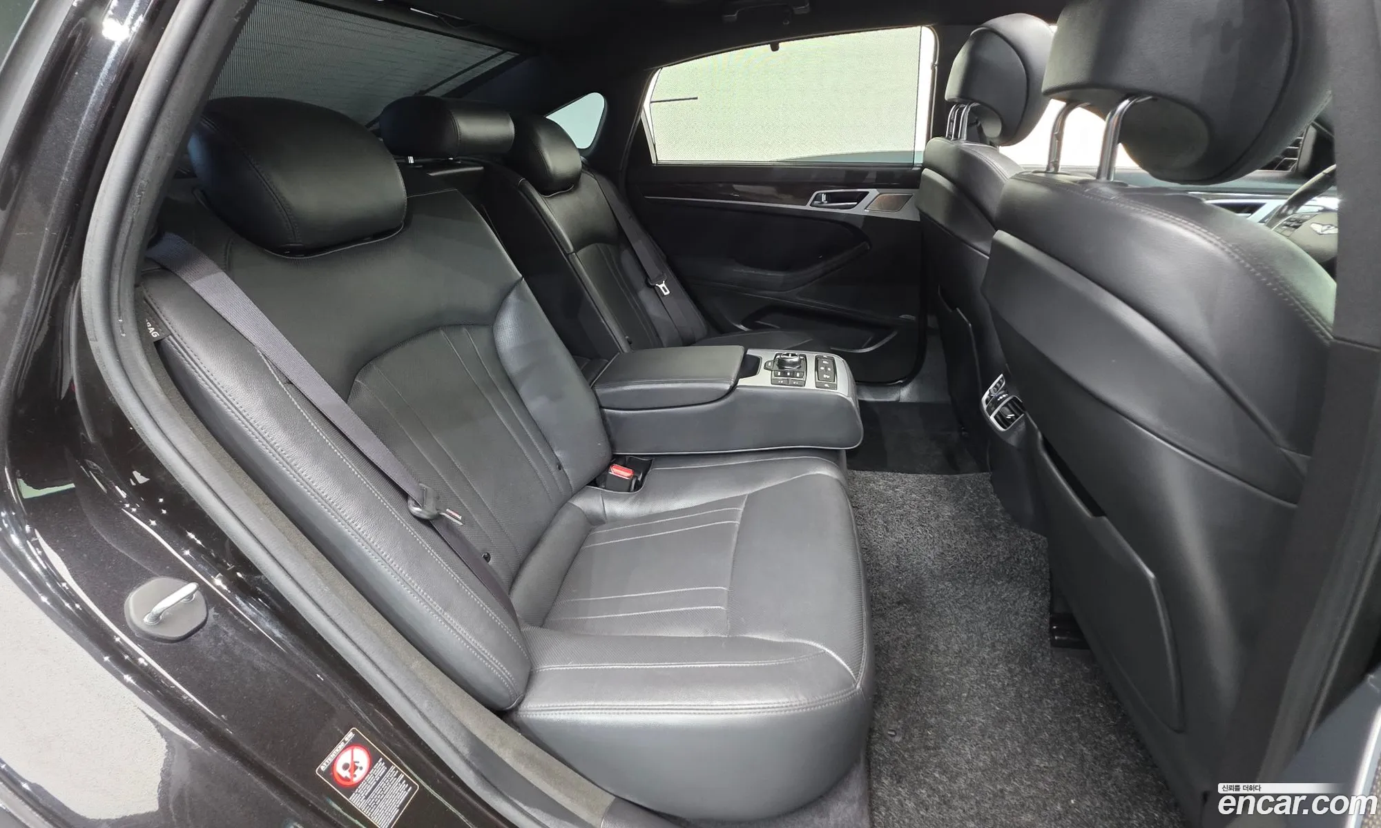 Genesis G80 2017 KMHGM41DDJU265319 — 11