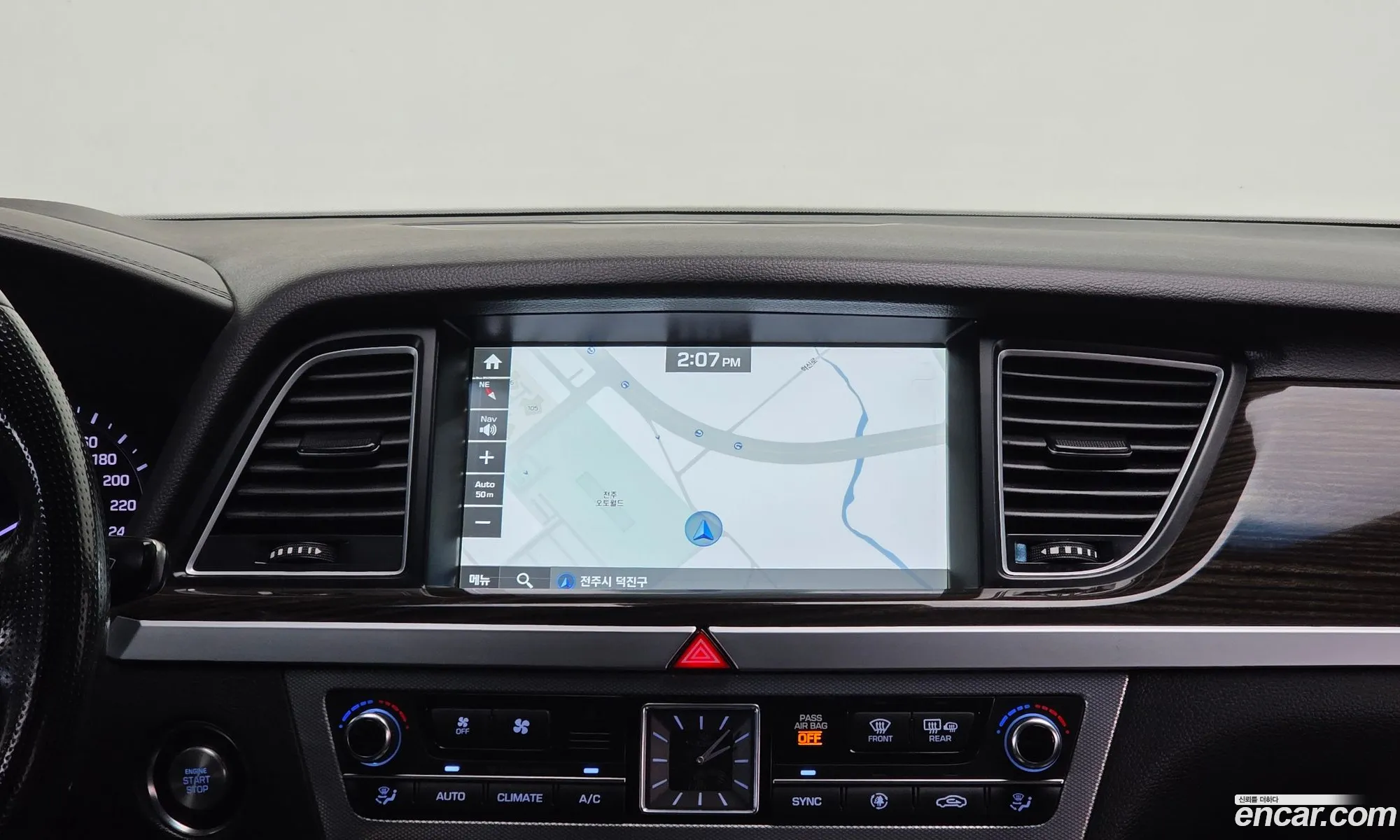 Genesis G80 2017 KMHGM41DDJU265319 — 15