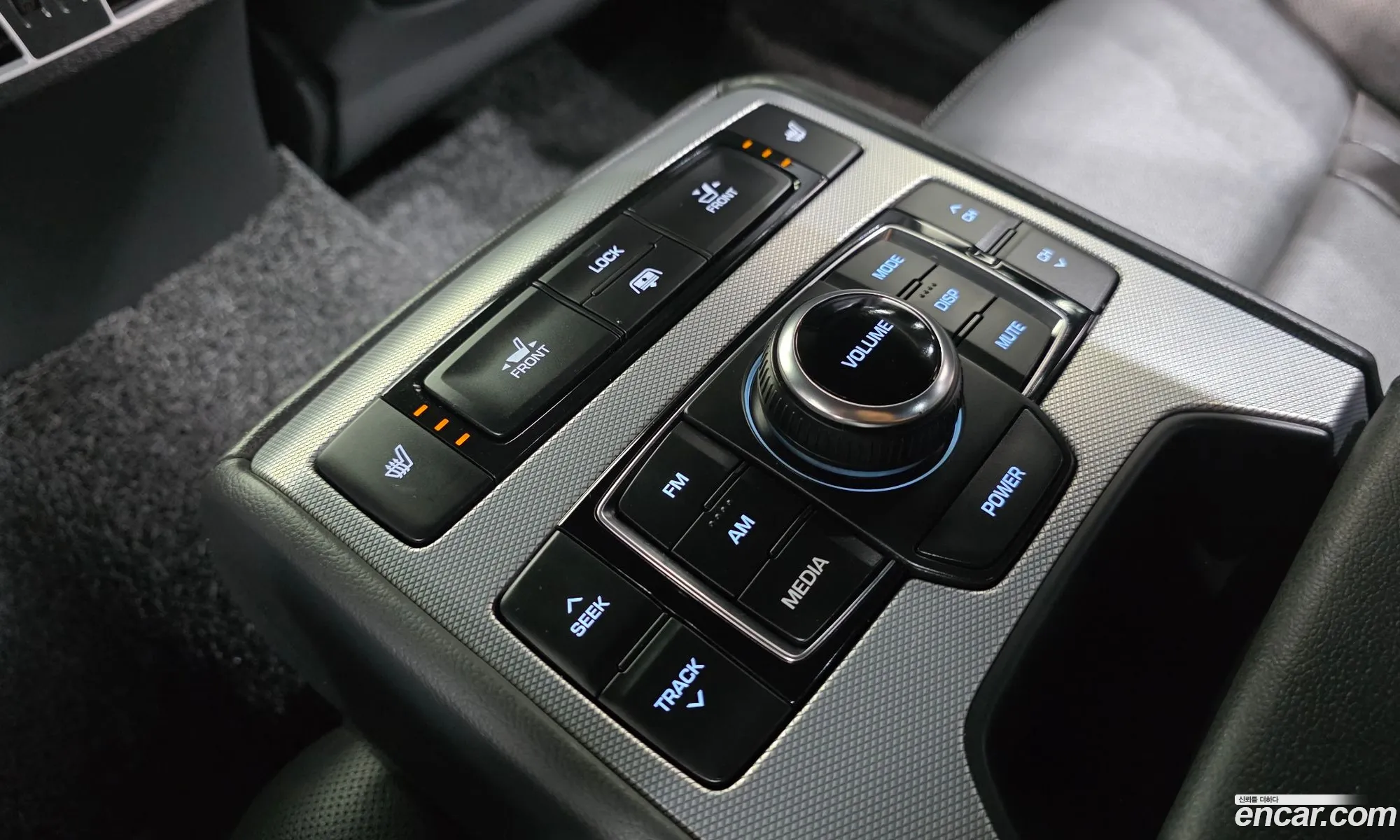 Genesis G80 2017 KMHGM41DDJU265319 — 27