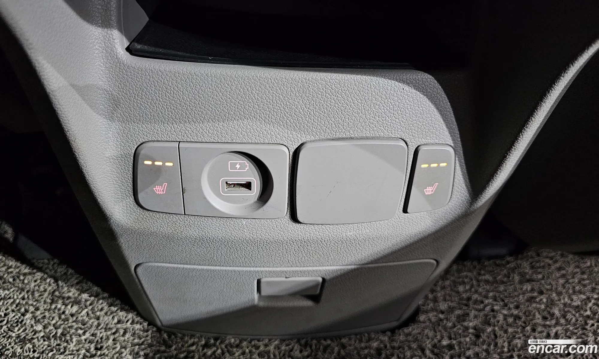 Kia Carnival 2018 KNHMF37ABKS499340 — 24