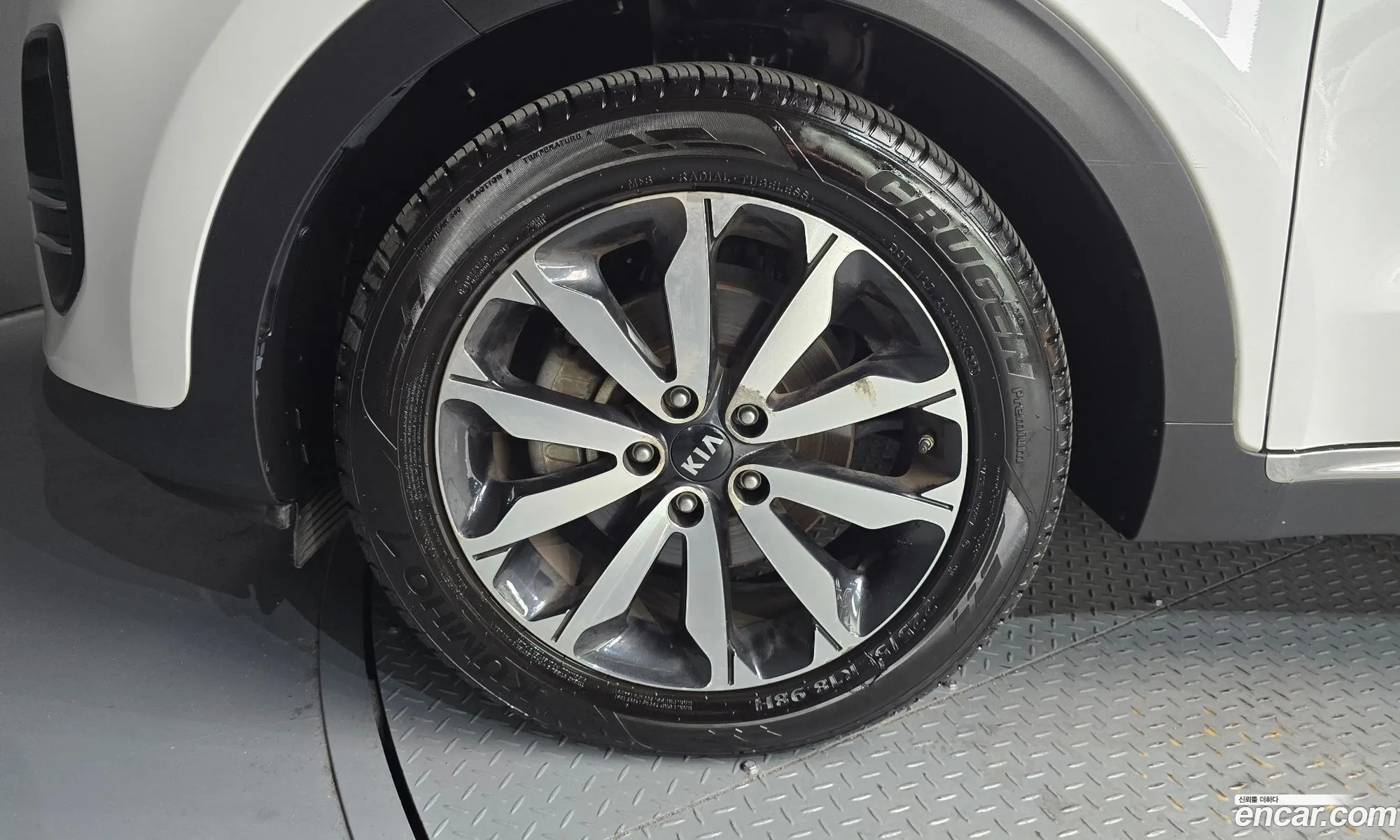 Kia Sportage 2017 KNAP6815GJK345328 — 2