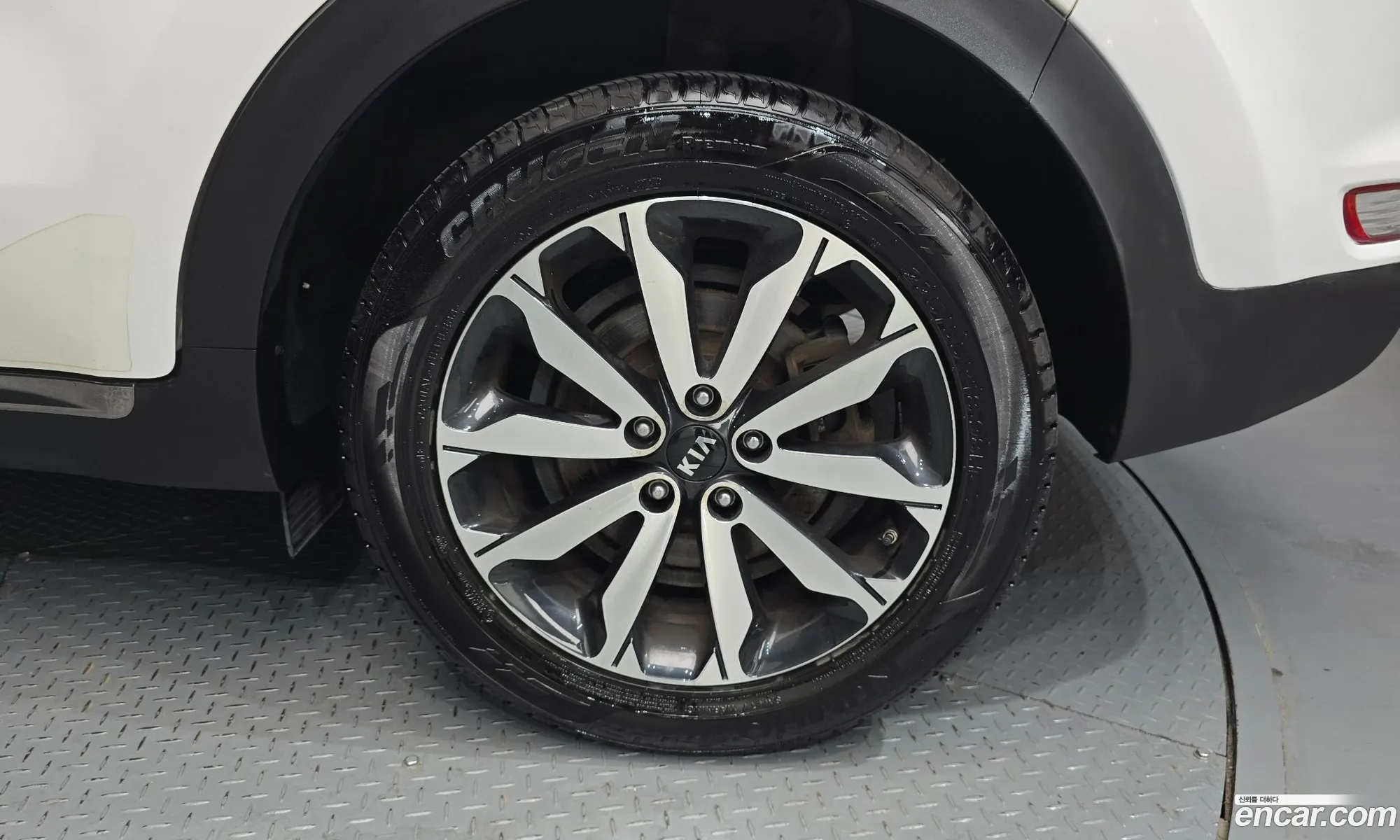 Kia Sportage 2017 KNAP6815GJK345328 — 6