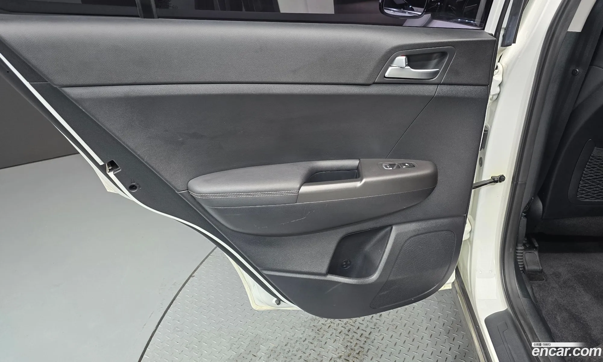 Kia Sportage 2017 KNAP6815GJK345328 — 24