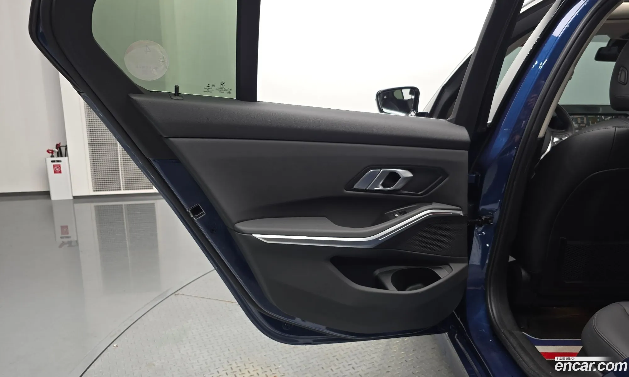 BMW 3 Series 2020 — 12