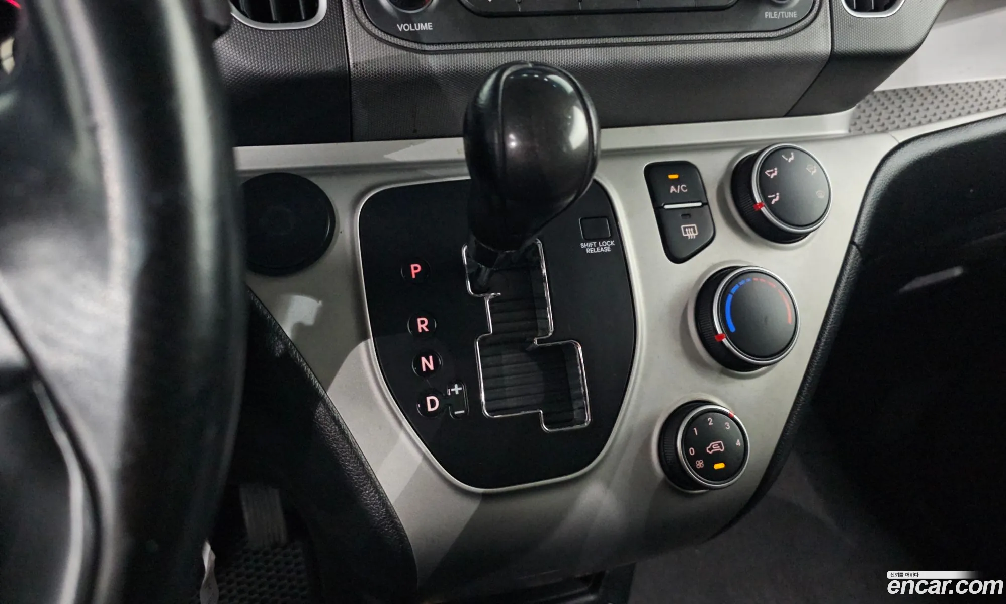 Kia Ray 2013 KNACH811BDT064063 — 9