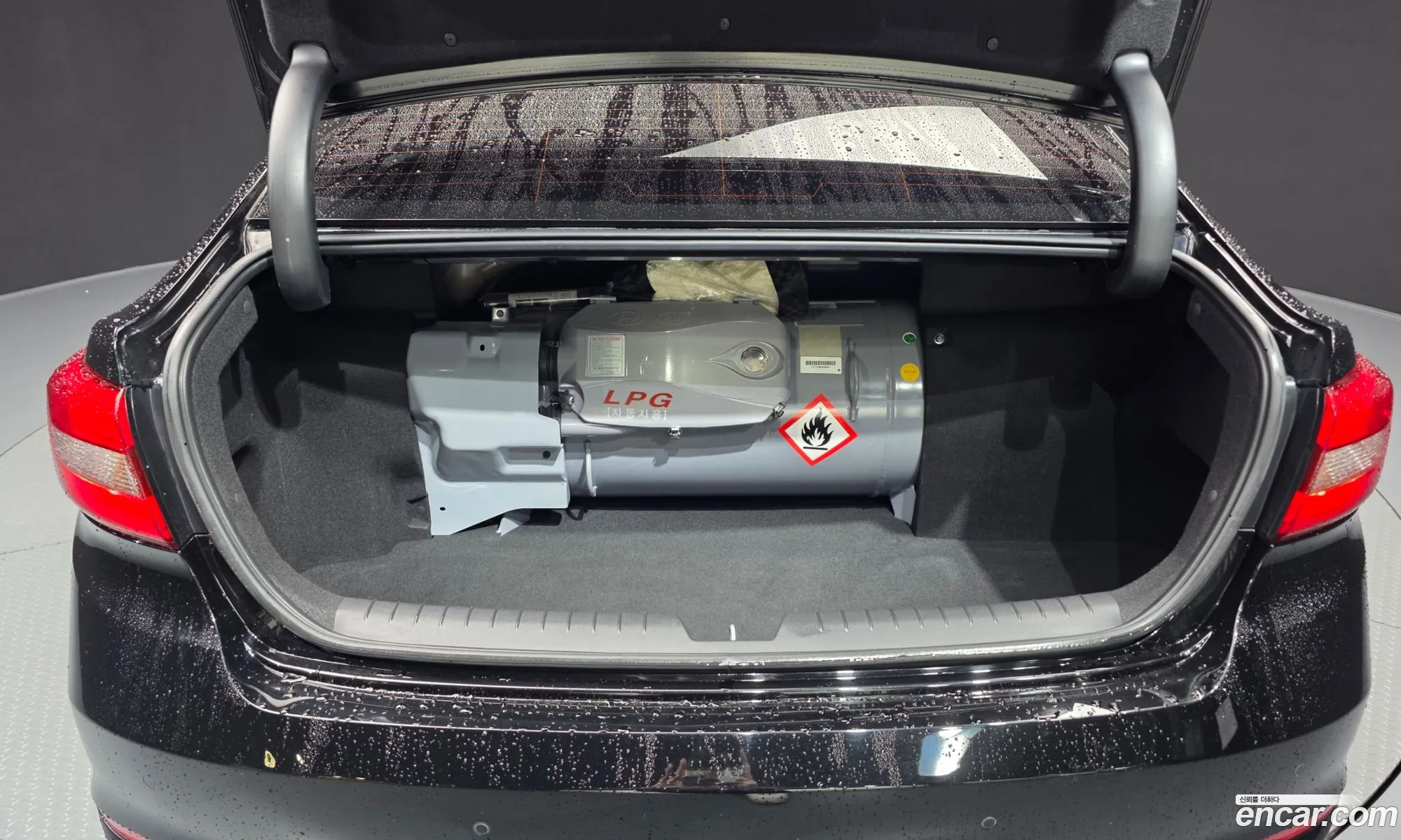 Hyundai LF Sonata 2015 KMHE341DBFA082604 — 13