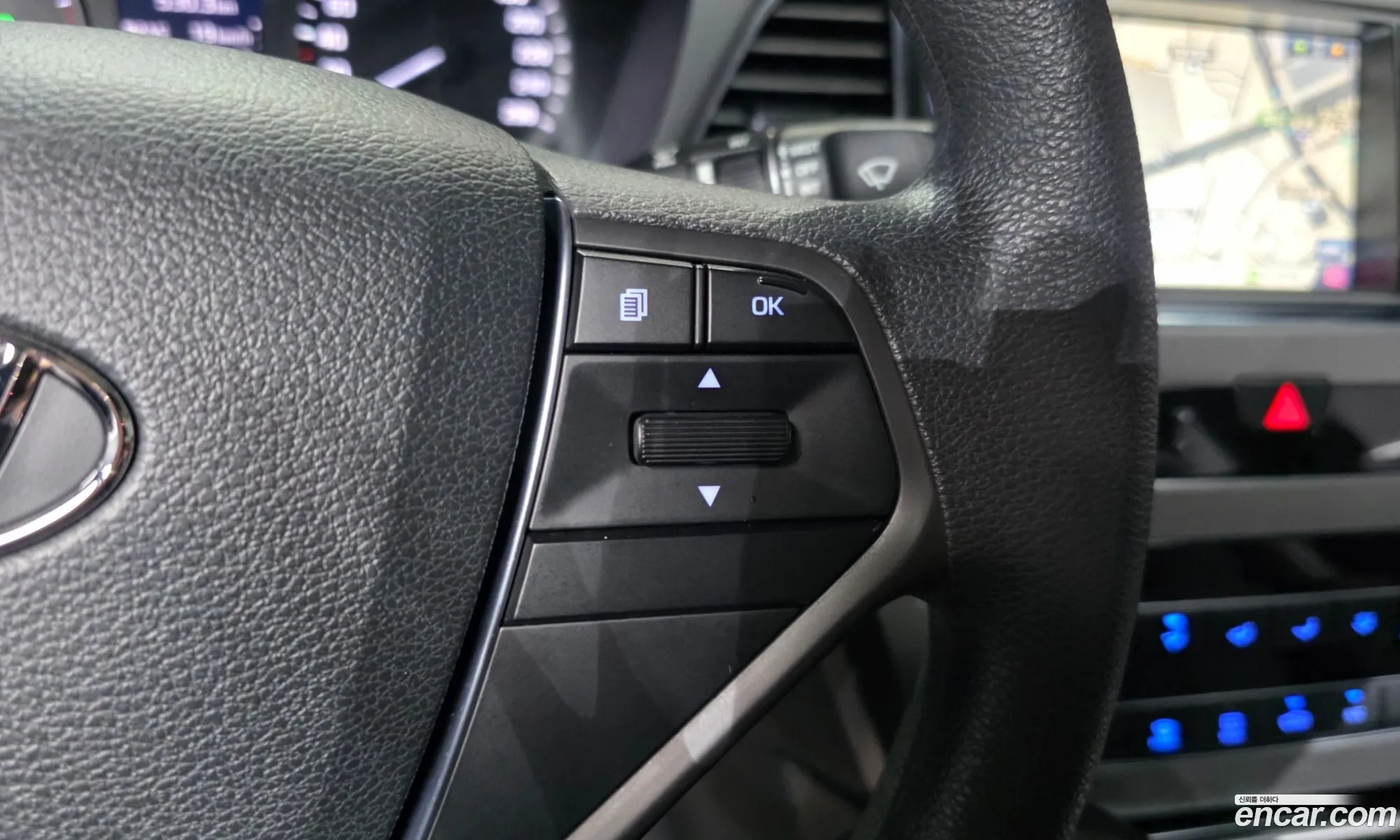 Hyundai LF Sonata 2015 KMHE341DBFA082604 — 3
