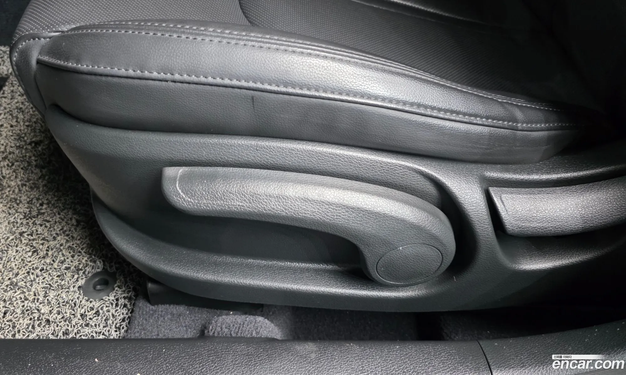 Hyundai LF Sonata 2015 KMHE341DBFA082604 — 16