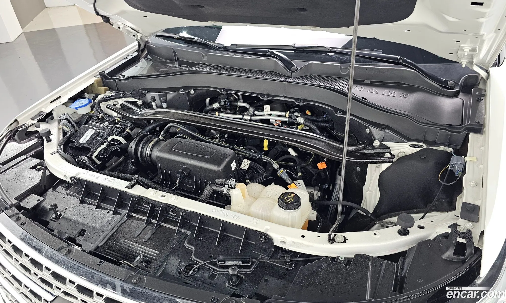 Ford Explorer 6th Gen 2023 1FMSK8FH8PGA39530 — 9