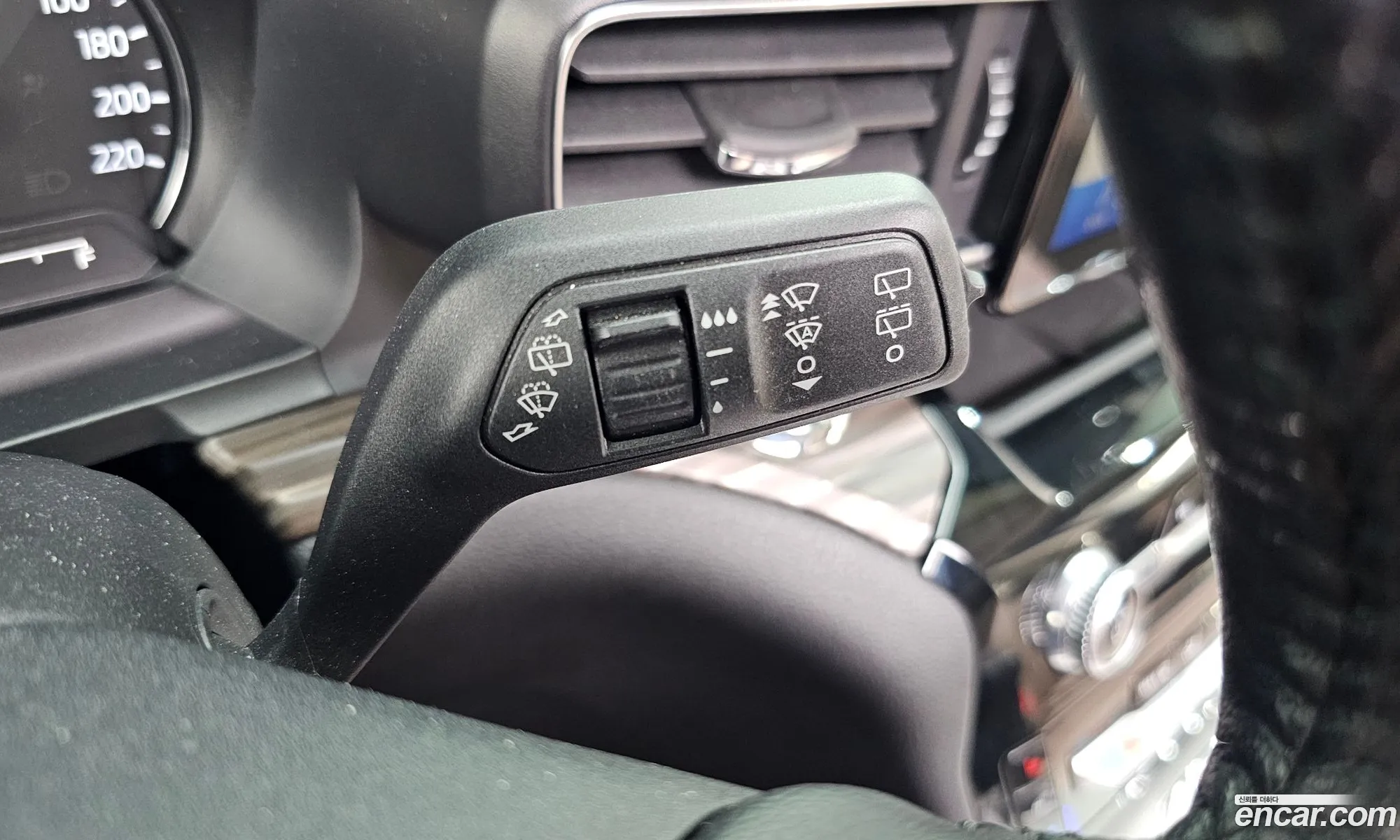 Ford Explorer 6th Gen 2023 1FMSK8FH8PGA39530 — 4