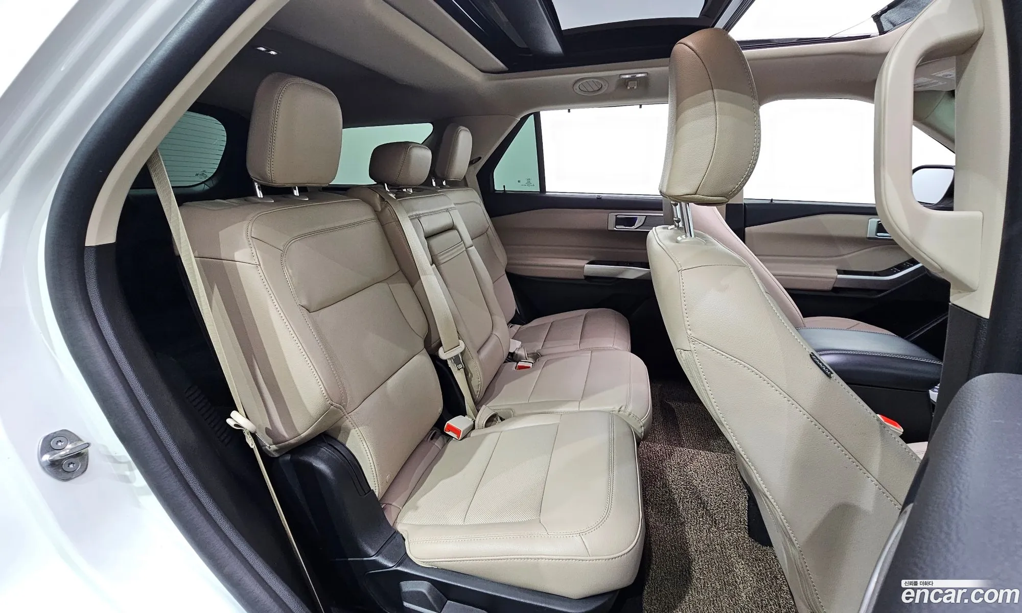 Ford Explorer 6th Gen 2023 1FMSK8FH8PGA39530 — 14