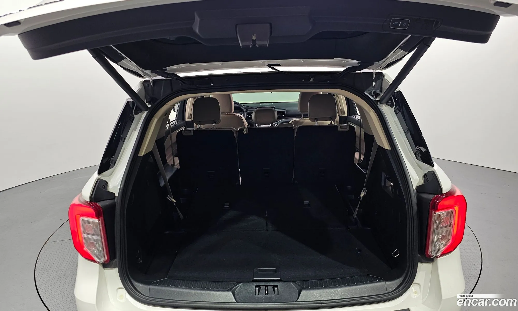 Ford Explorer 6th Gen 2023 1FMSK8FH8PGA39530 — 7