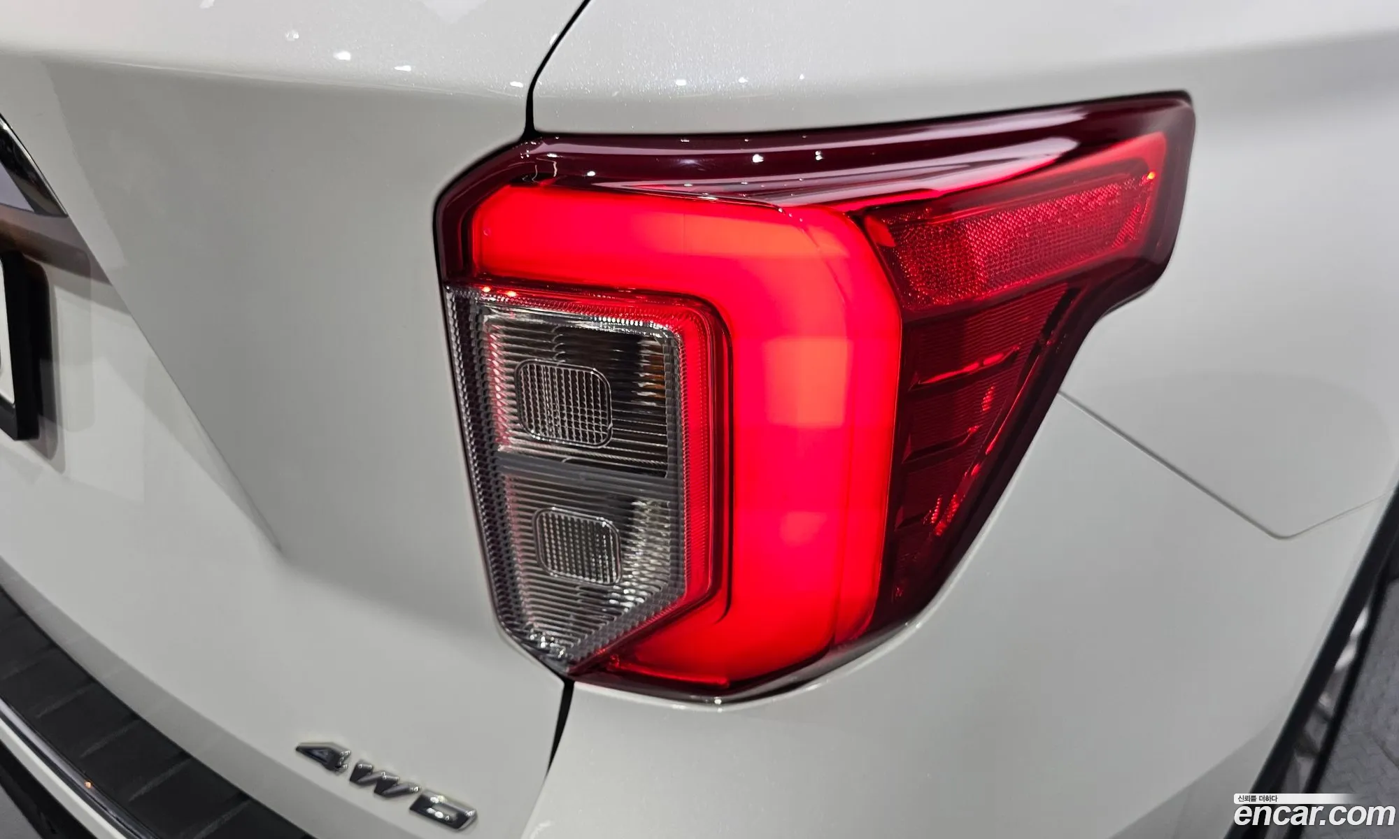 Ford Explorer 6th Gen 2023 1FMSK8FH8PGA39530 — 19