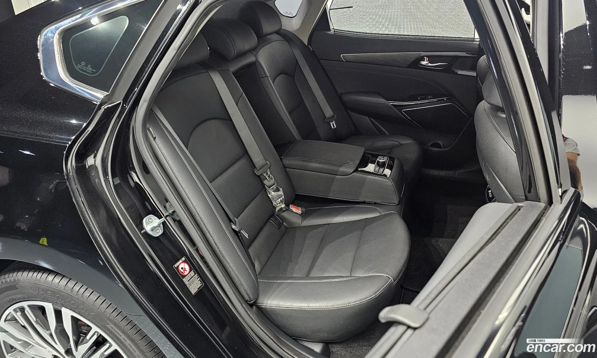 Kia K7 Premier 2019 KNALC418BLA197616 — 7