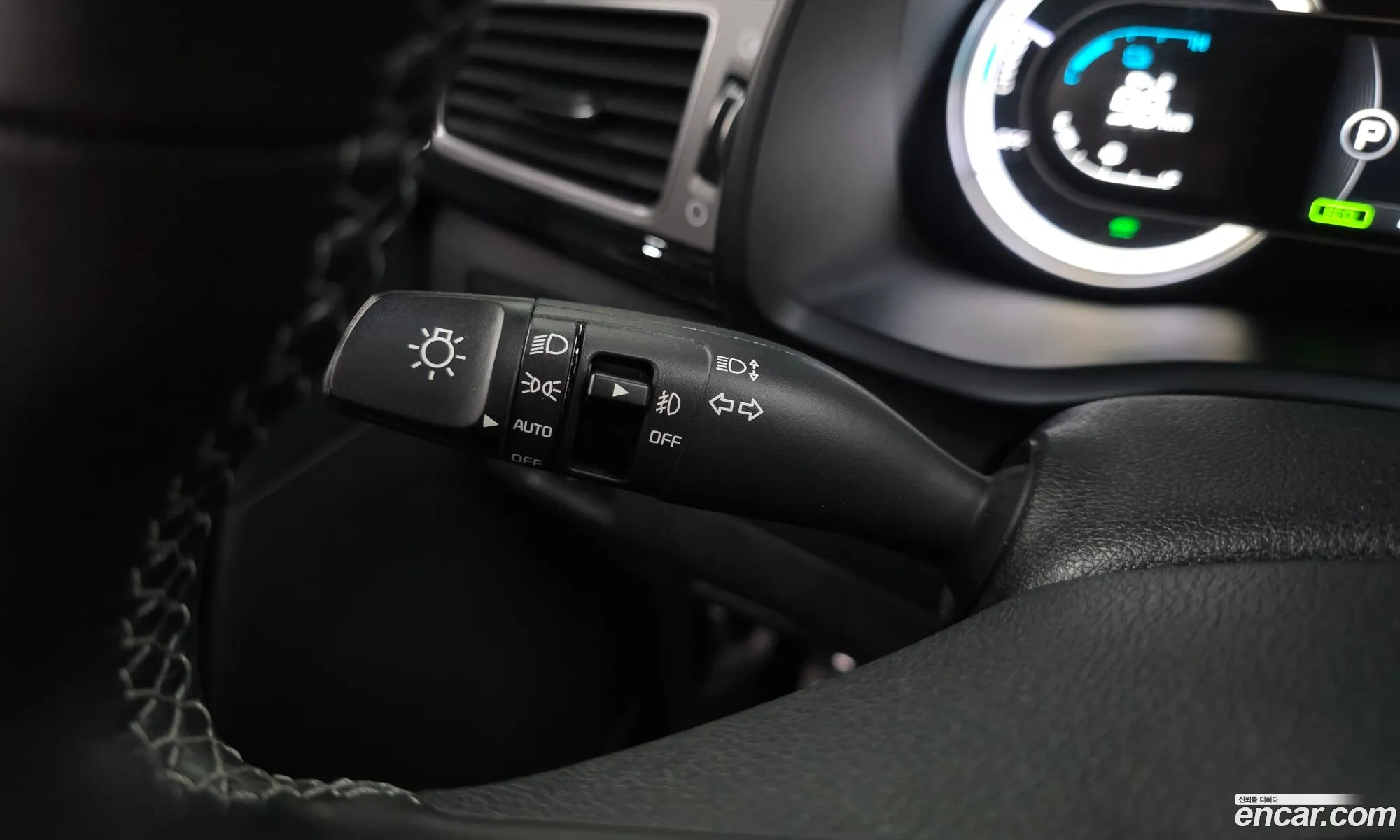 Kia Niro 2016 KNACB81CGHA001401 — 13