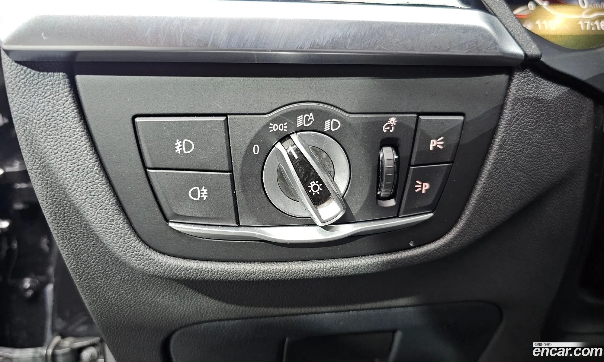BMW X3 2021 WBA51BG0XM9F57570 — 30