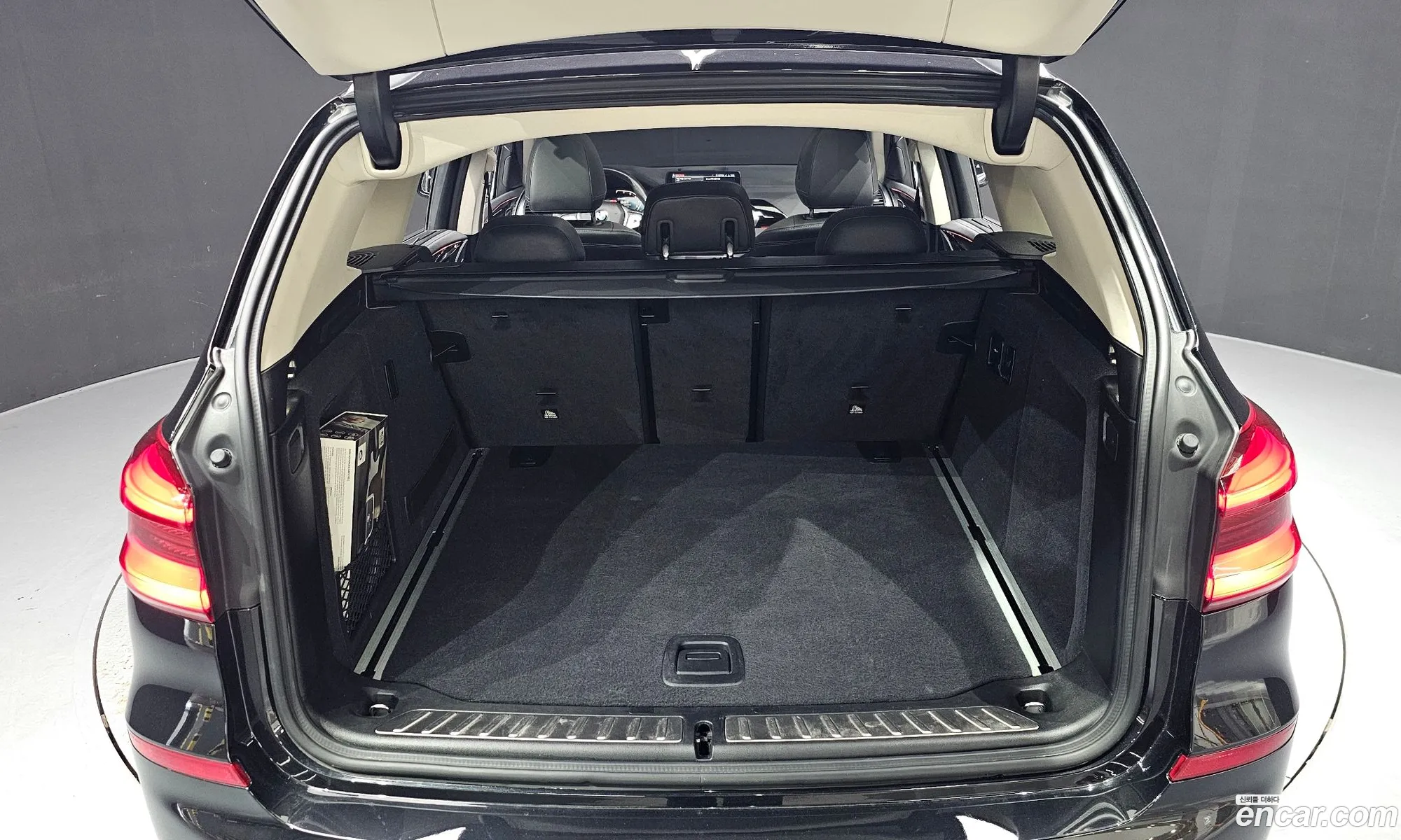 BMW X3 2021 WBA51BG0XM9F57570 — 12
