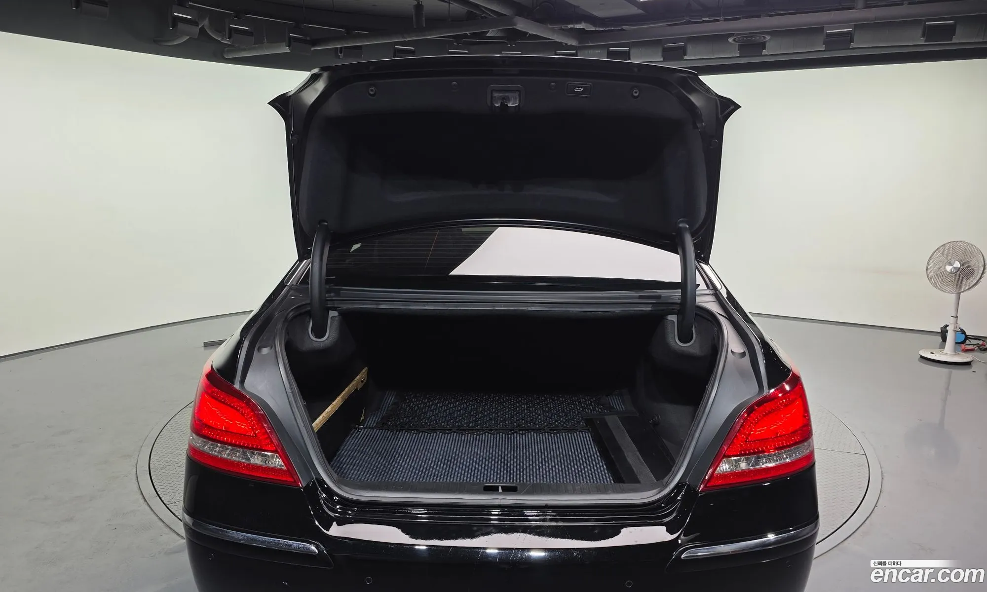 Hyundai Equus 2011 KMHGG41DBCU036847 — 14