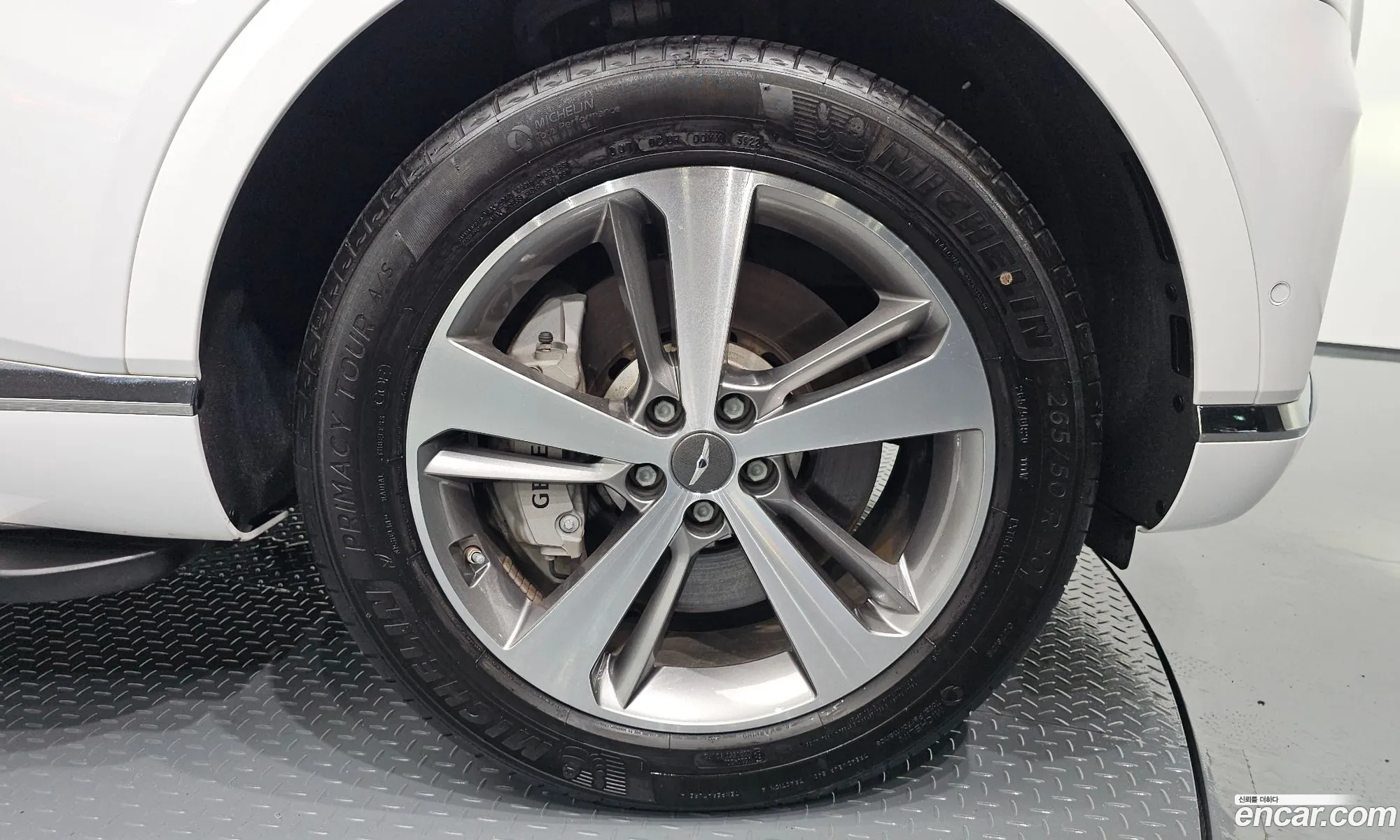 Genesis GV80 2022 KMTHA81BDPU135637 — 2