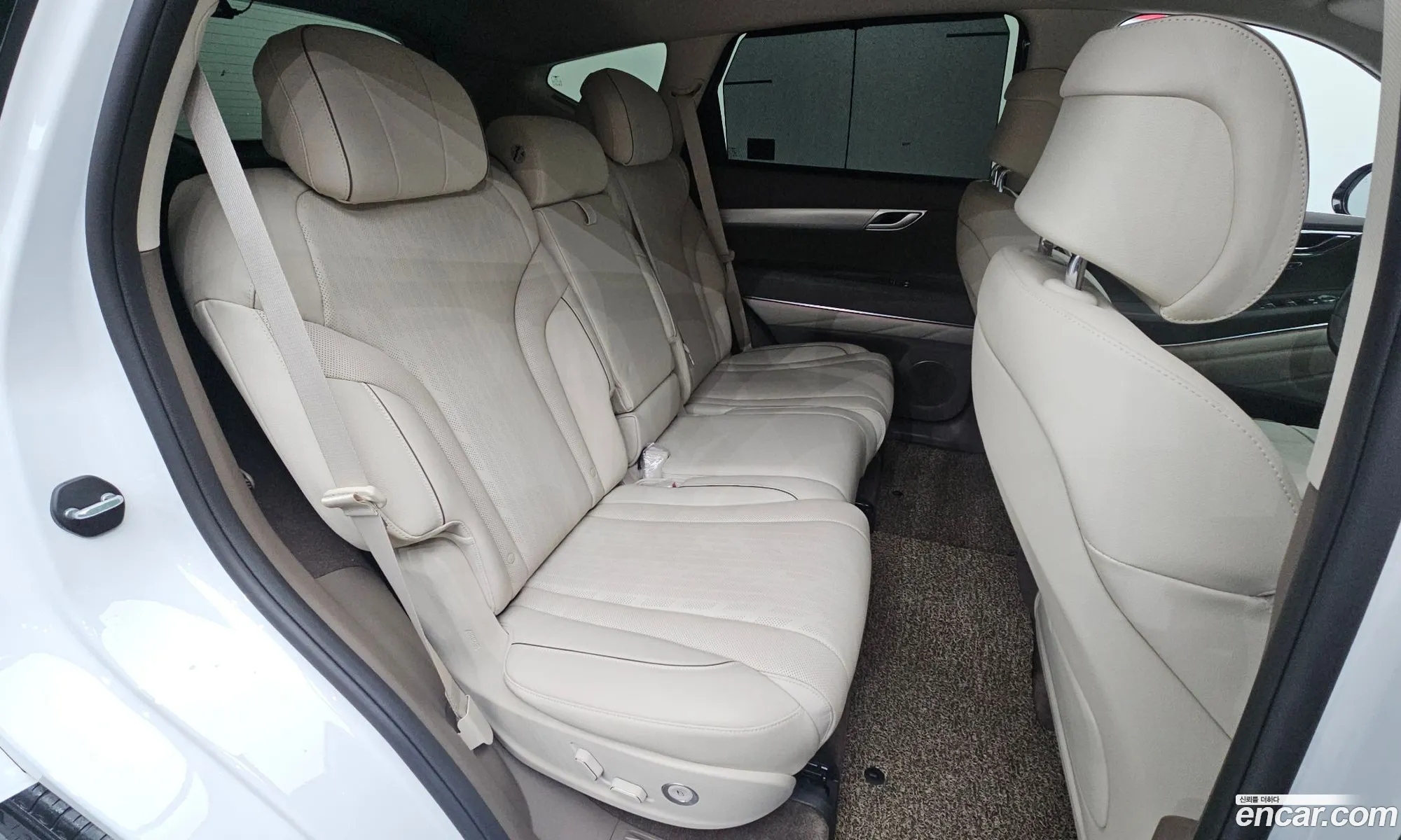 Genesis GV80 2022 KMTHA81BDPU135637 — 28