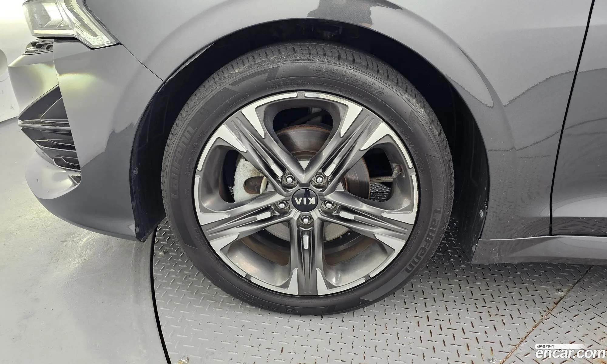 Kia K5 2021 KNAG241ABMA097494 — 11