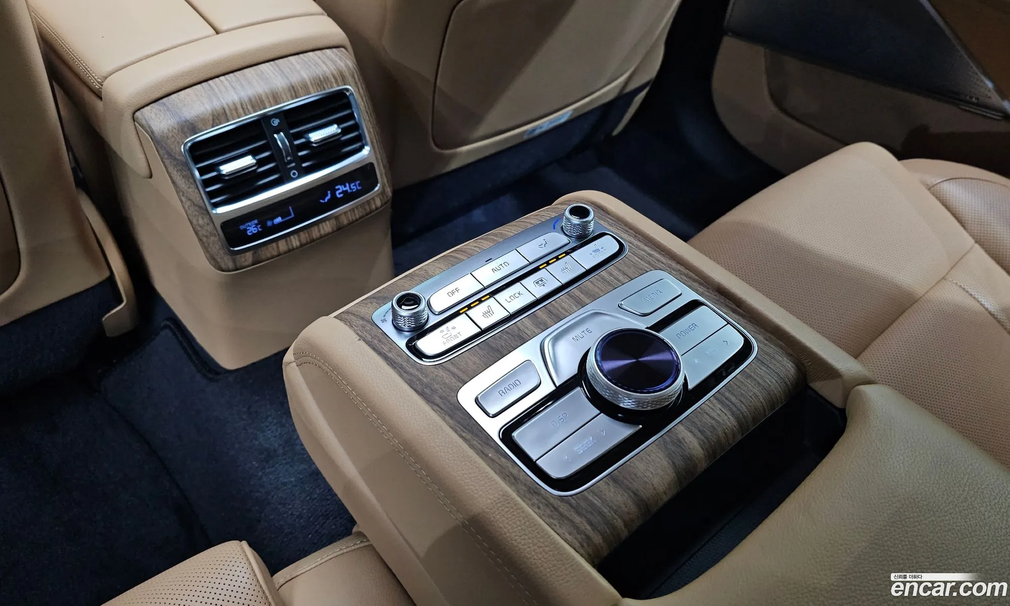 Kia K9 2021 — 28