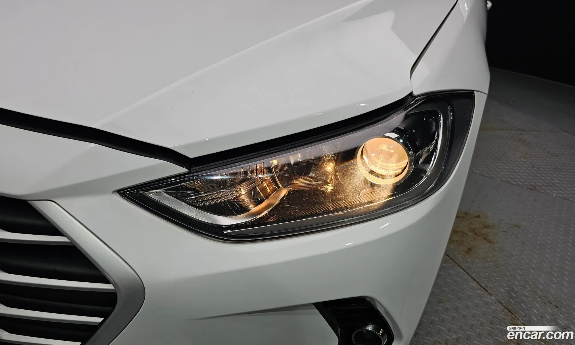 Hyundai Elantra AD 2018 — 11