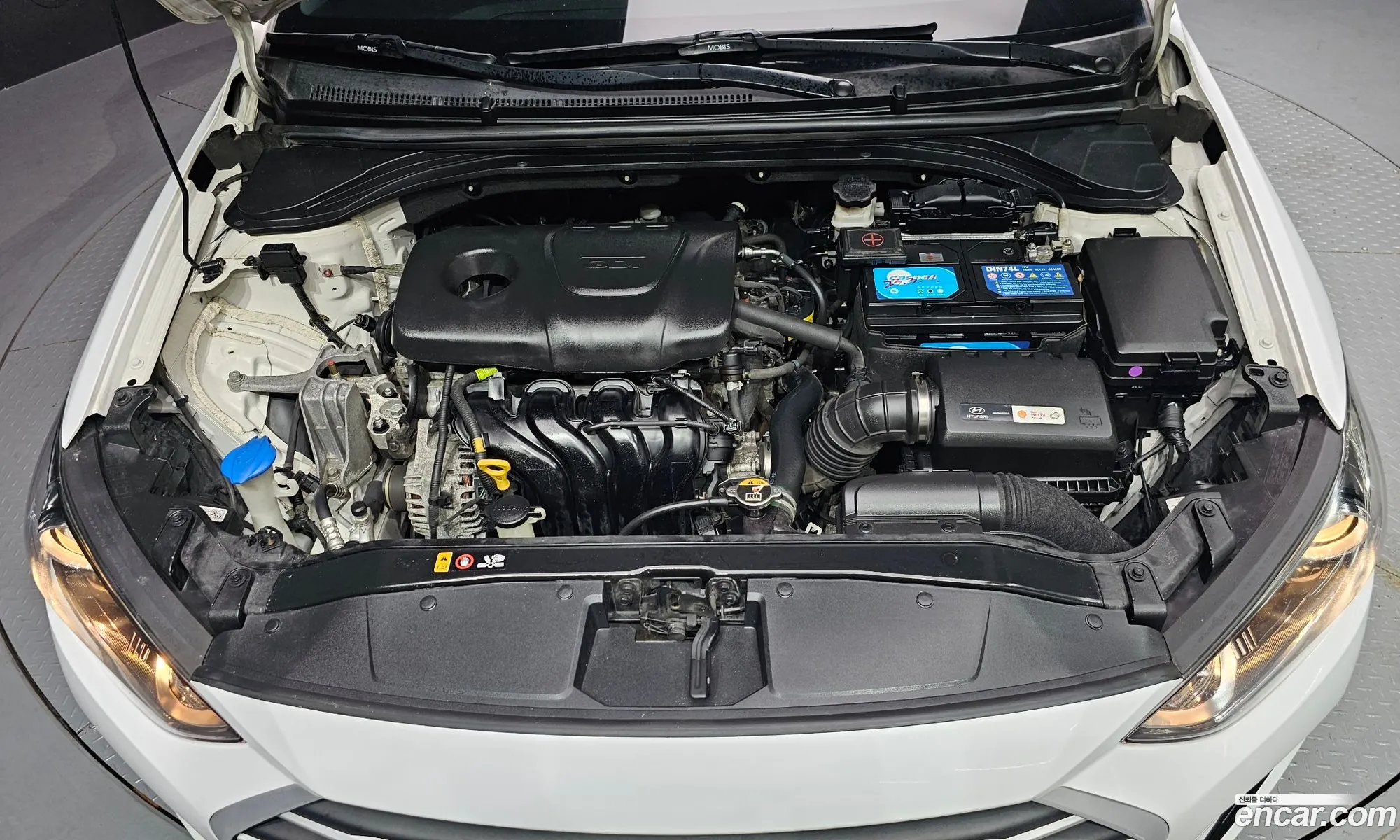 Hyundai Elantra AD 2018 — 3