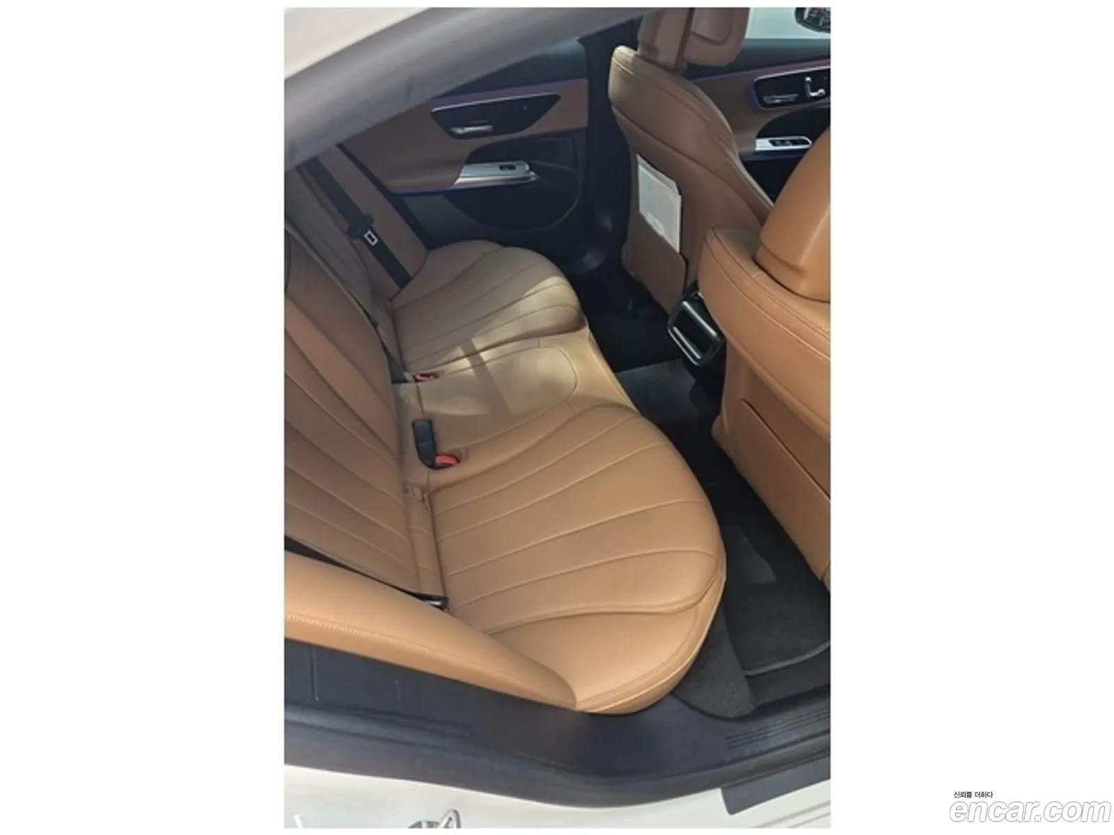 Mercedes-Benz E-Class W214 2024 — 12