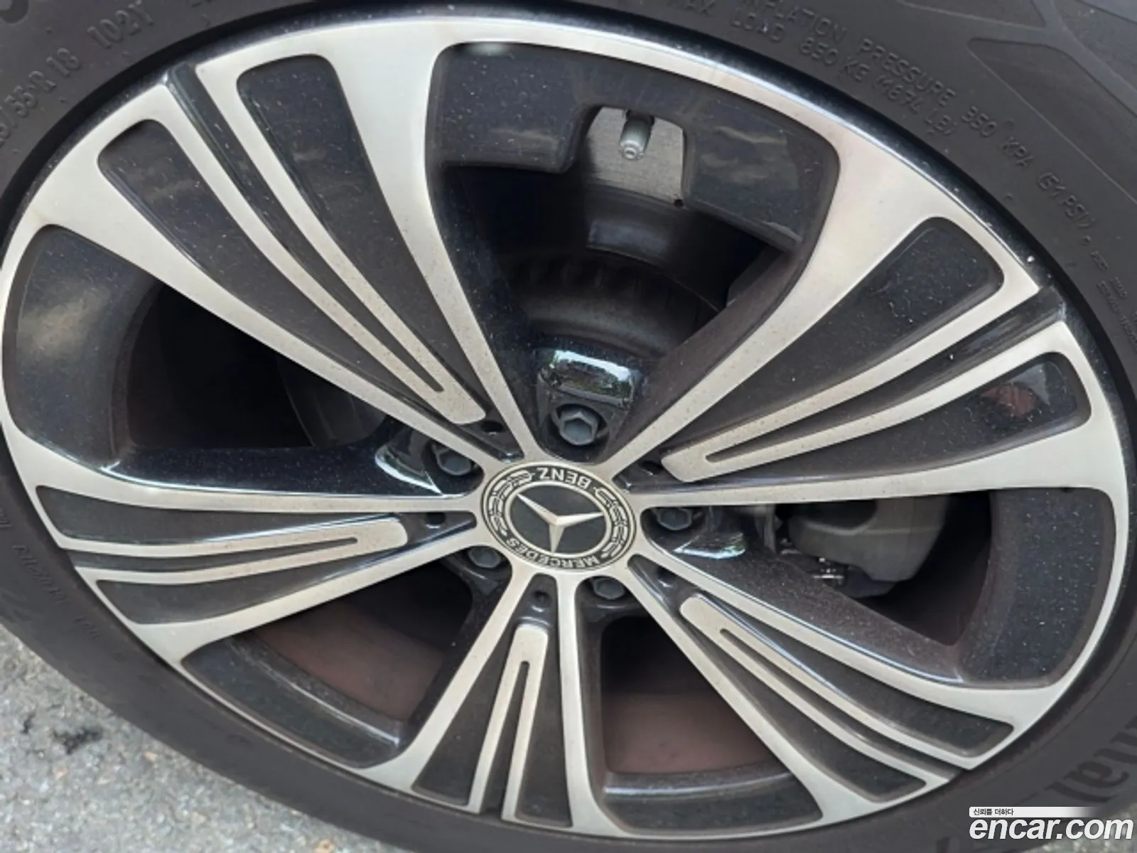 Mercedes-Benz E-Class W214 2024 — 10