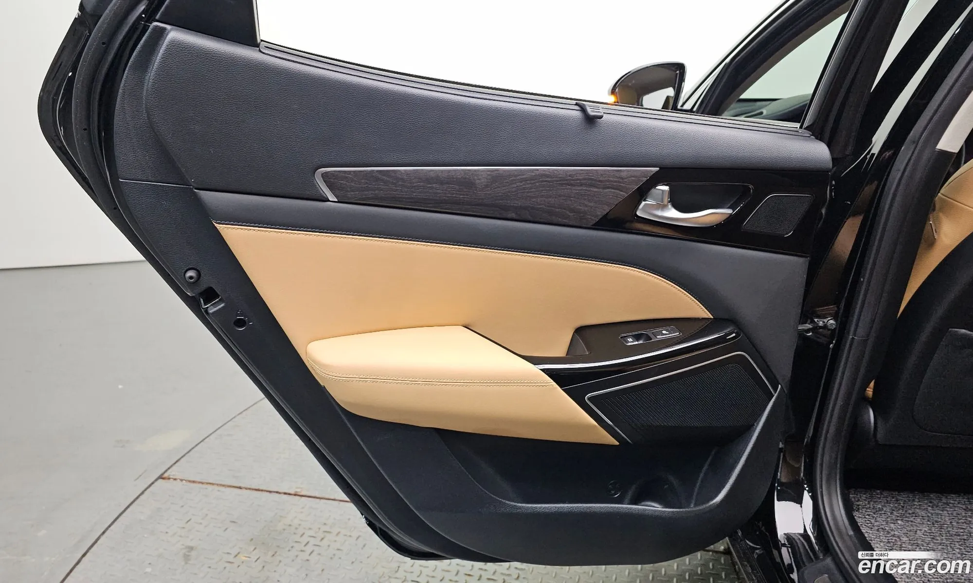 Kia K7 Premier 2019 KNALC41BBLA190358 — 21