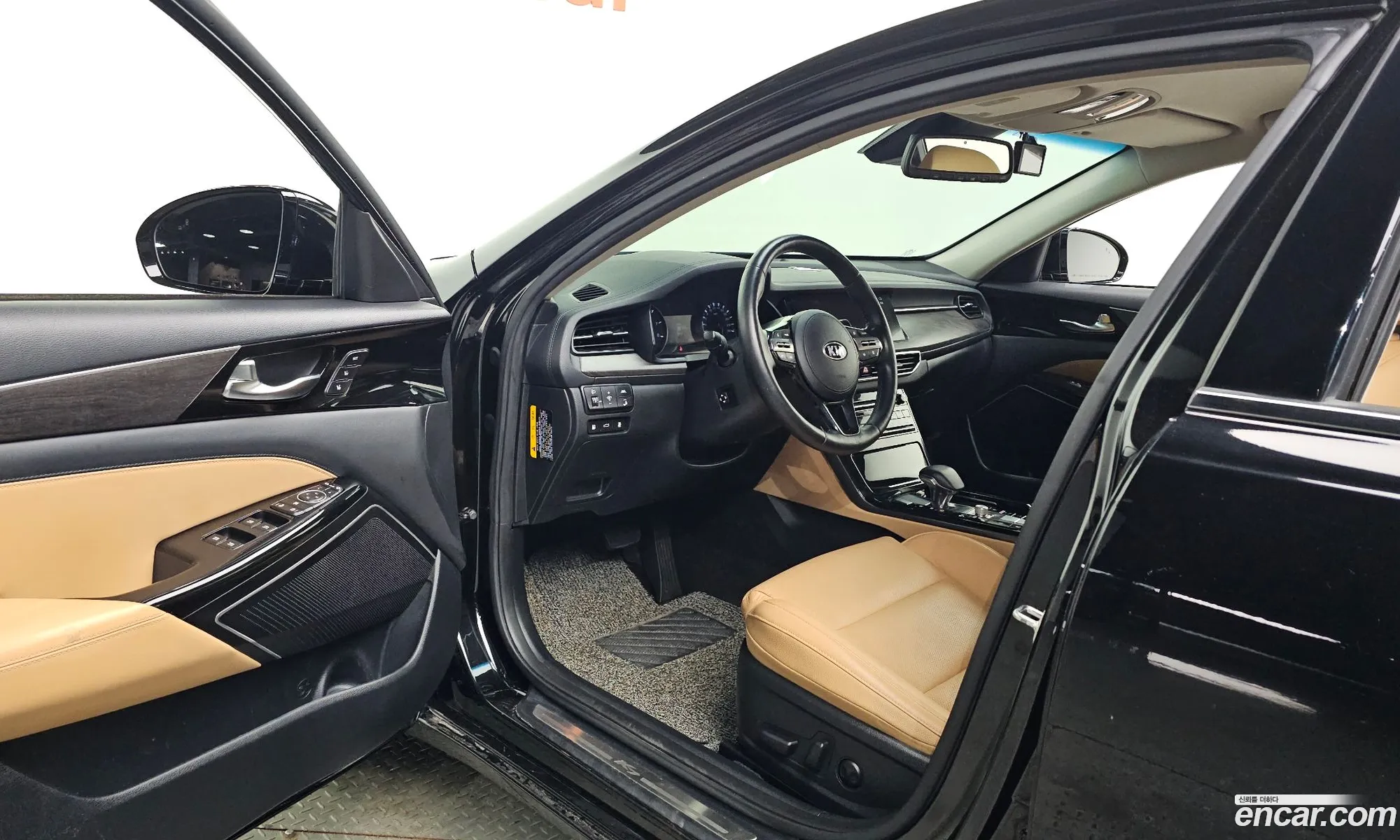 Kia K7 Premier 2019 KNALC41BBLA190358 — 7