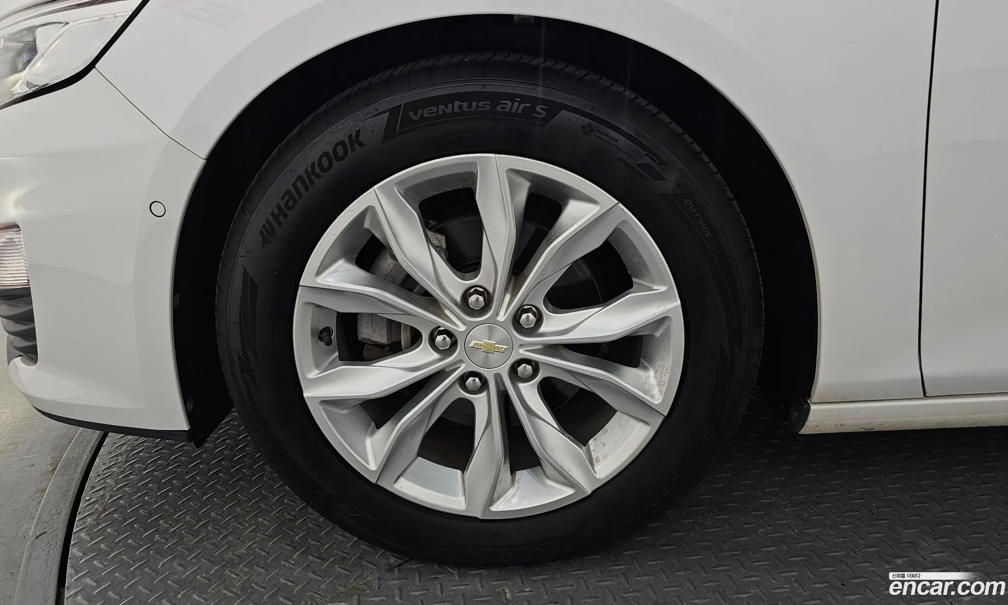 Chevrolet (GM Daewoo) Malibu 2019 — 12